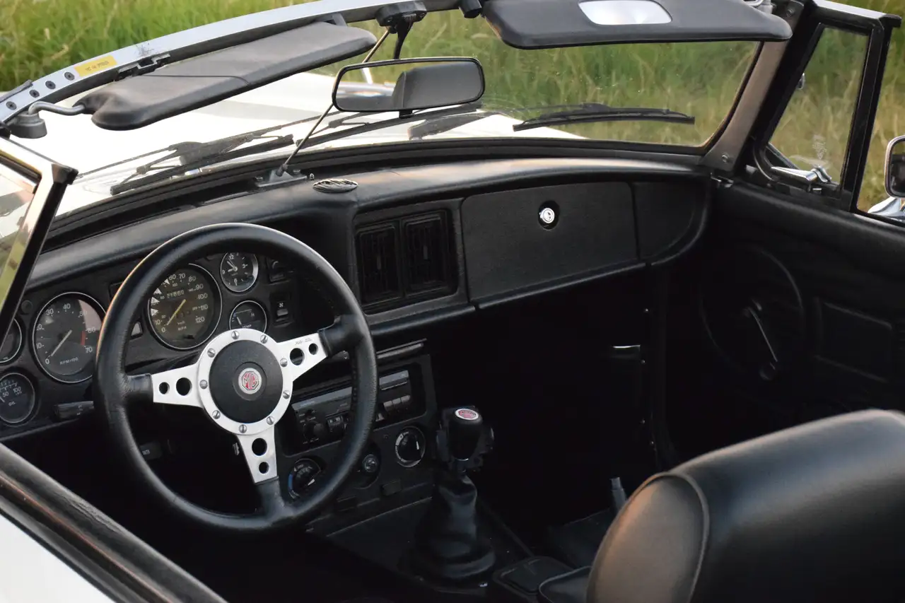 MG MGB Roestvrij | Nwe APK, banden & tank, foto 4