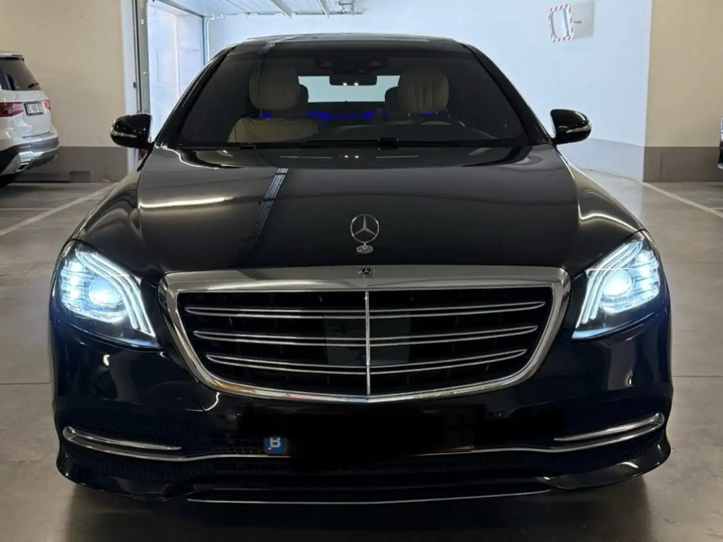 Mercedes-Benz S 560 S 560 L 4Matic 9G-TRONIC Black - 1