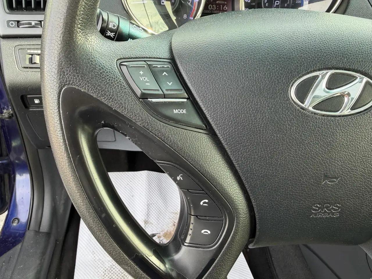 Hyundai SONATA снимка Hyundai SONATA