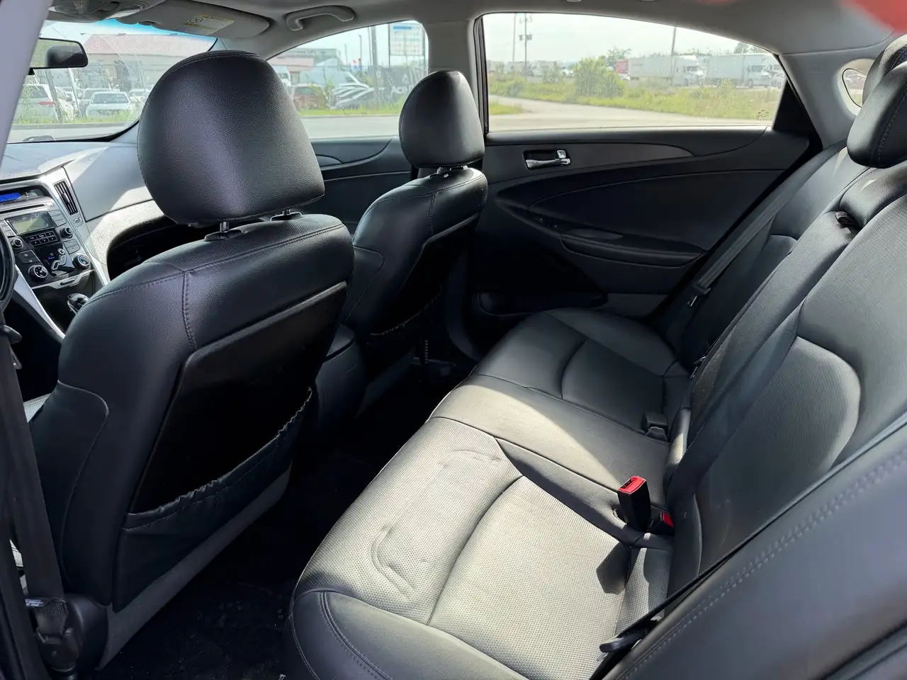 Hyundai SONATA снимка Hyundai SONATA