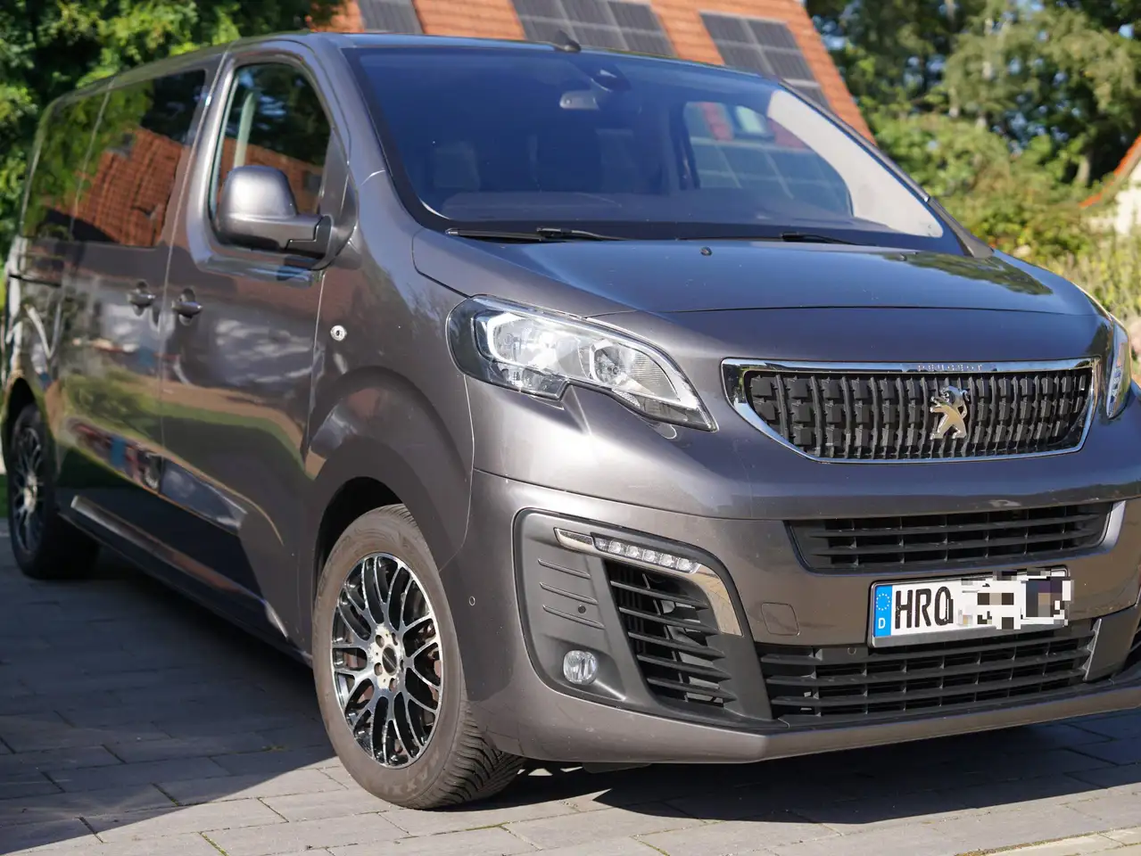 Peugeot Traveller