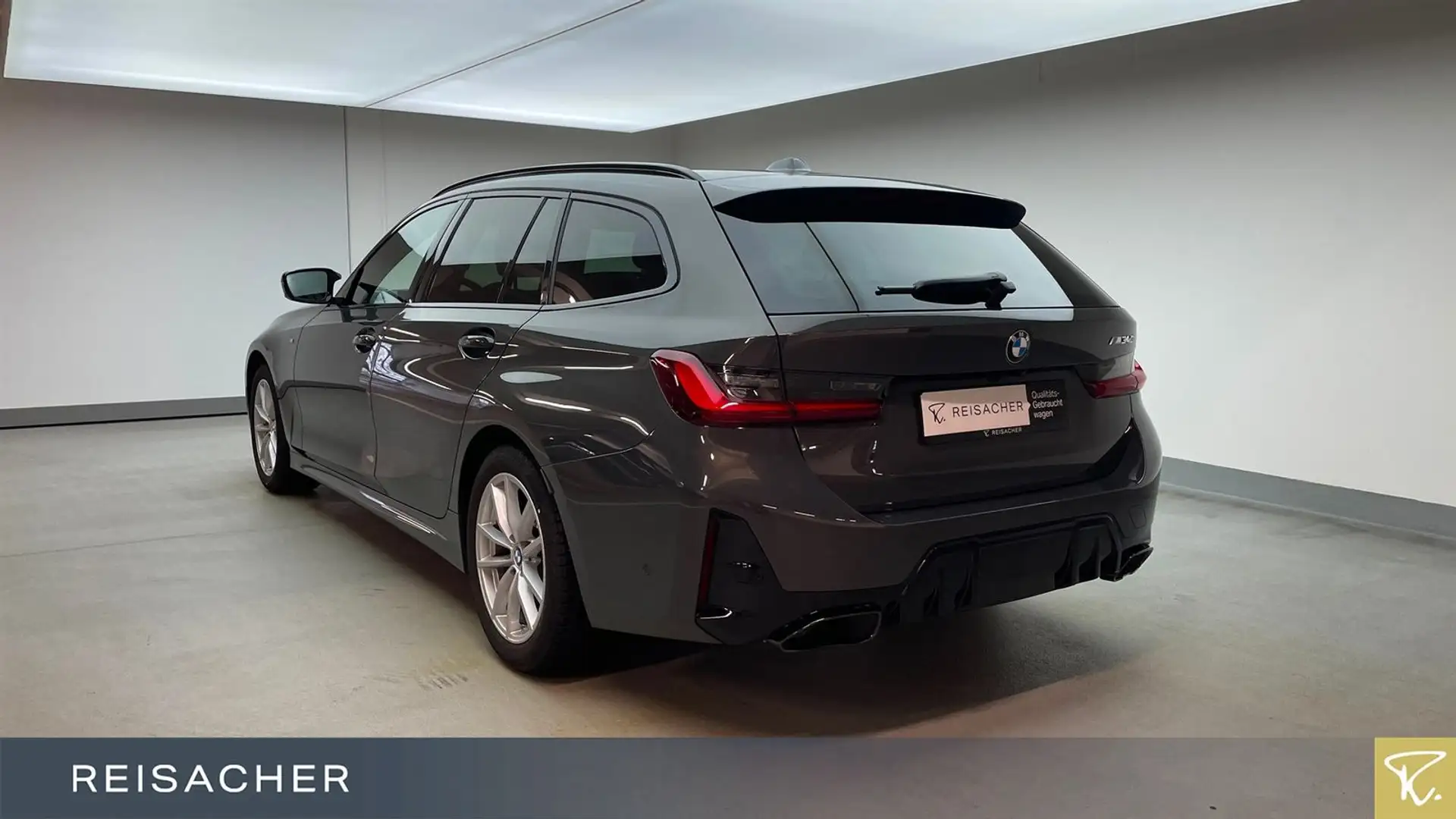 BMW 340 A xDrive Tou Pano,Leder,Autom Grau - 2