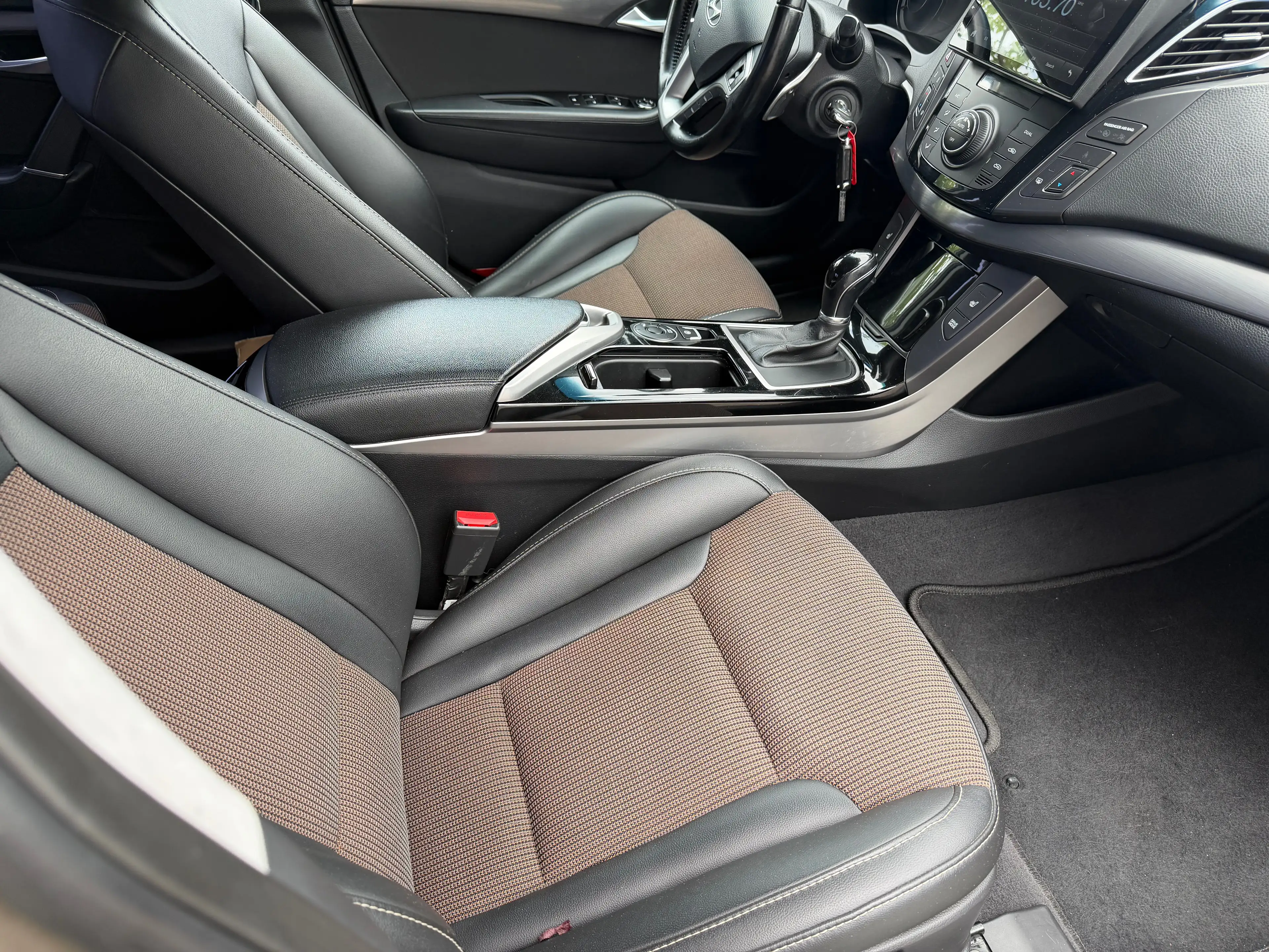 Hyundai i40 Style — photo 11