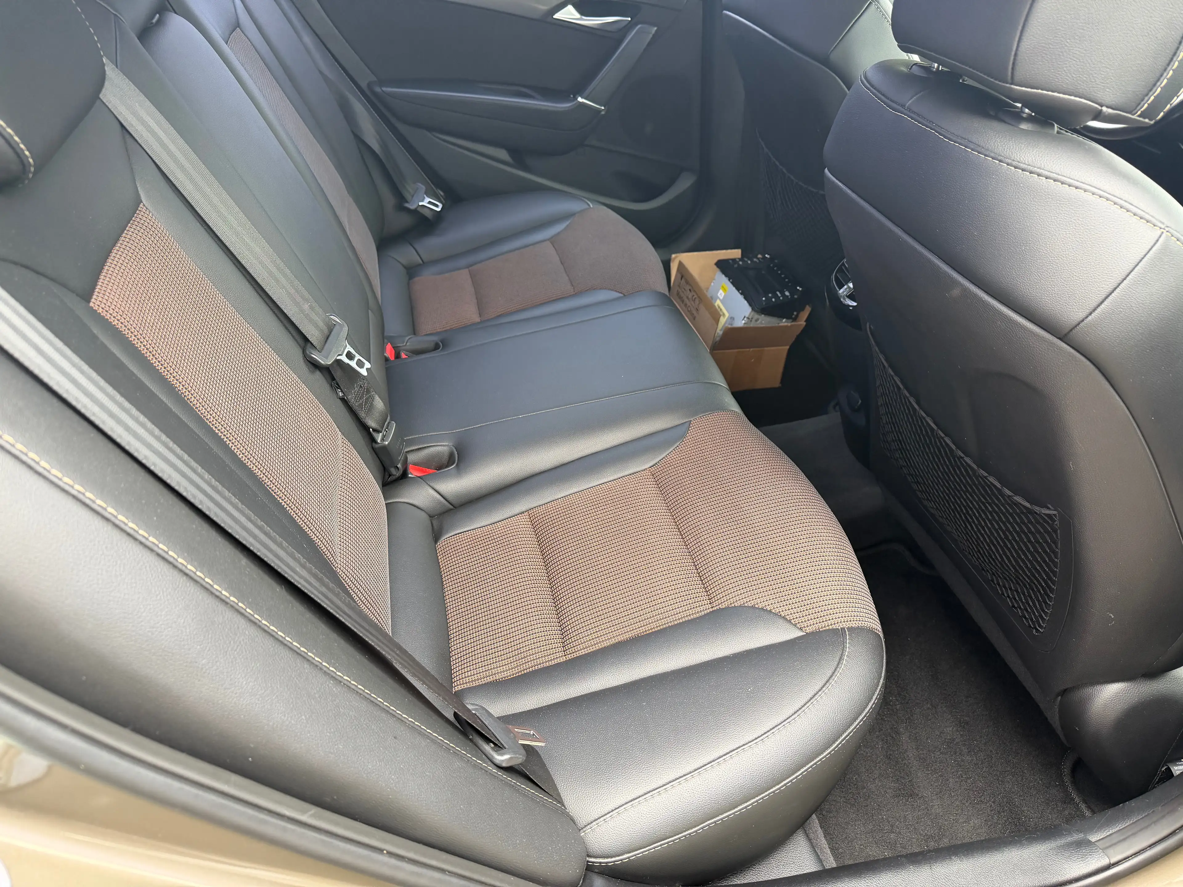 Hyundai i40 Style — photo 9