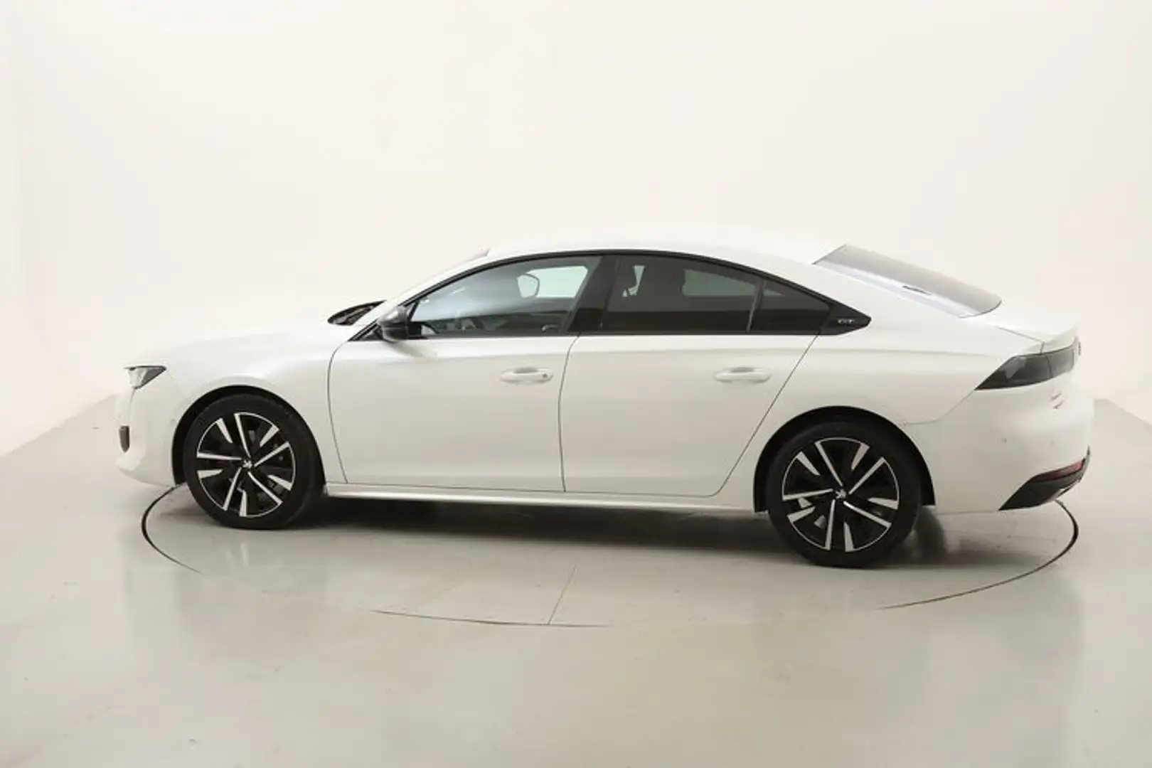 Peugeot 508 GT EAT8 1.5 Diesel 131CV Bianco - 2