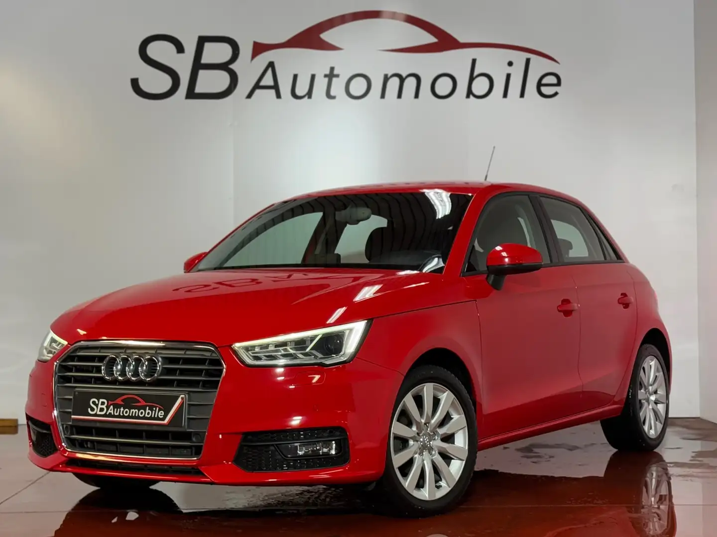 Audi A1 Sportback 1.4 TDi Design / MATRIX / GPS /GARANTIE/ Rouge - 1