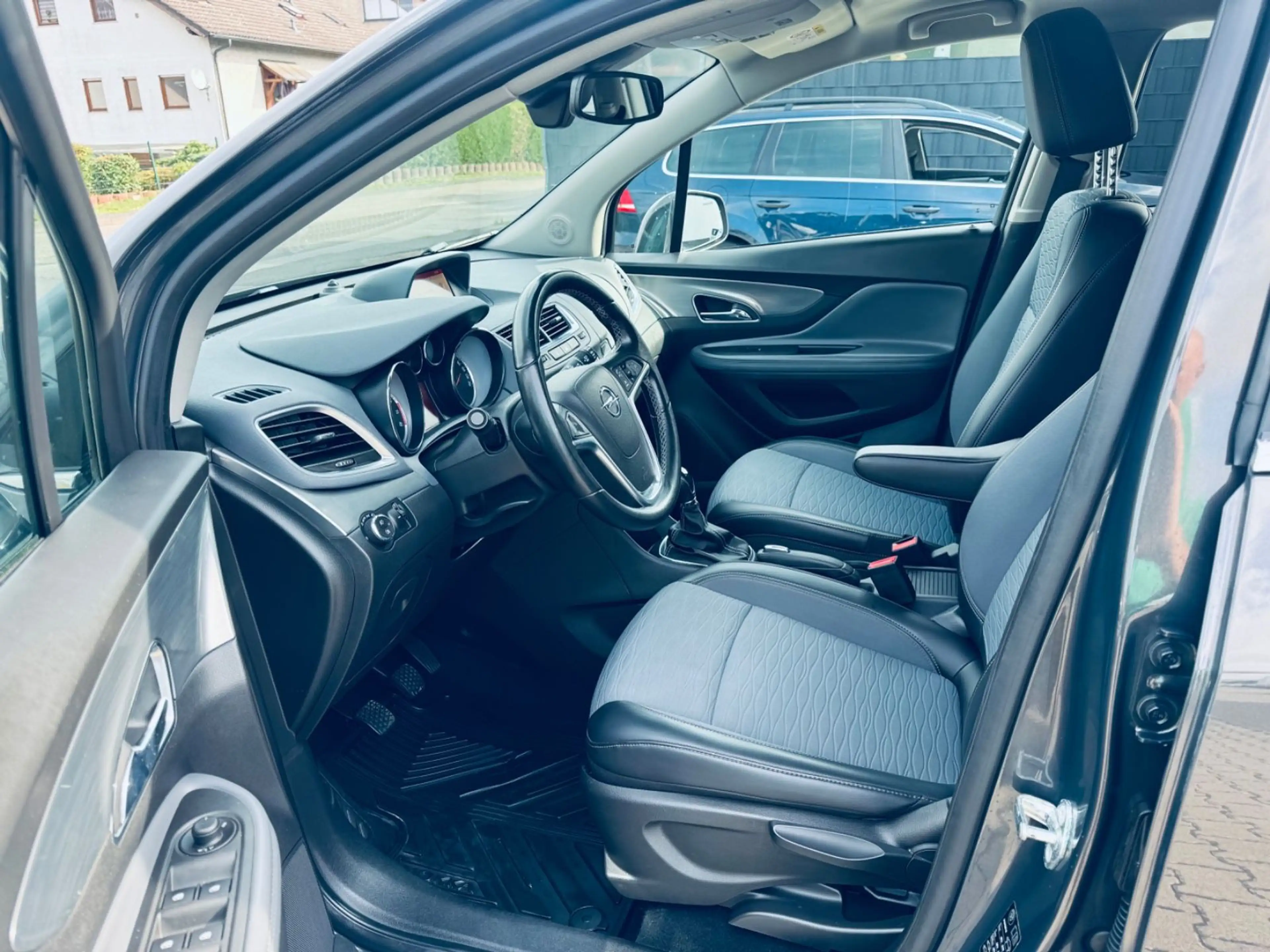 Opel Mokka Innovation ecoFlex 4x4 — photo 11