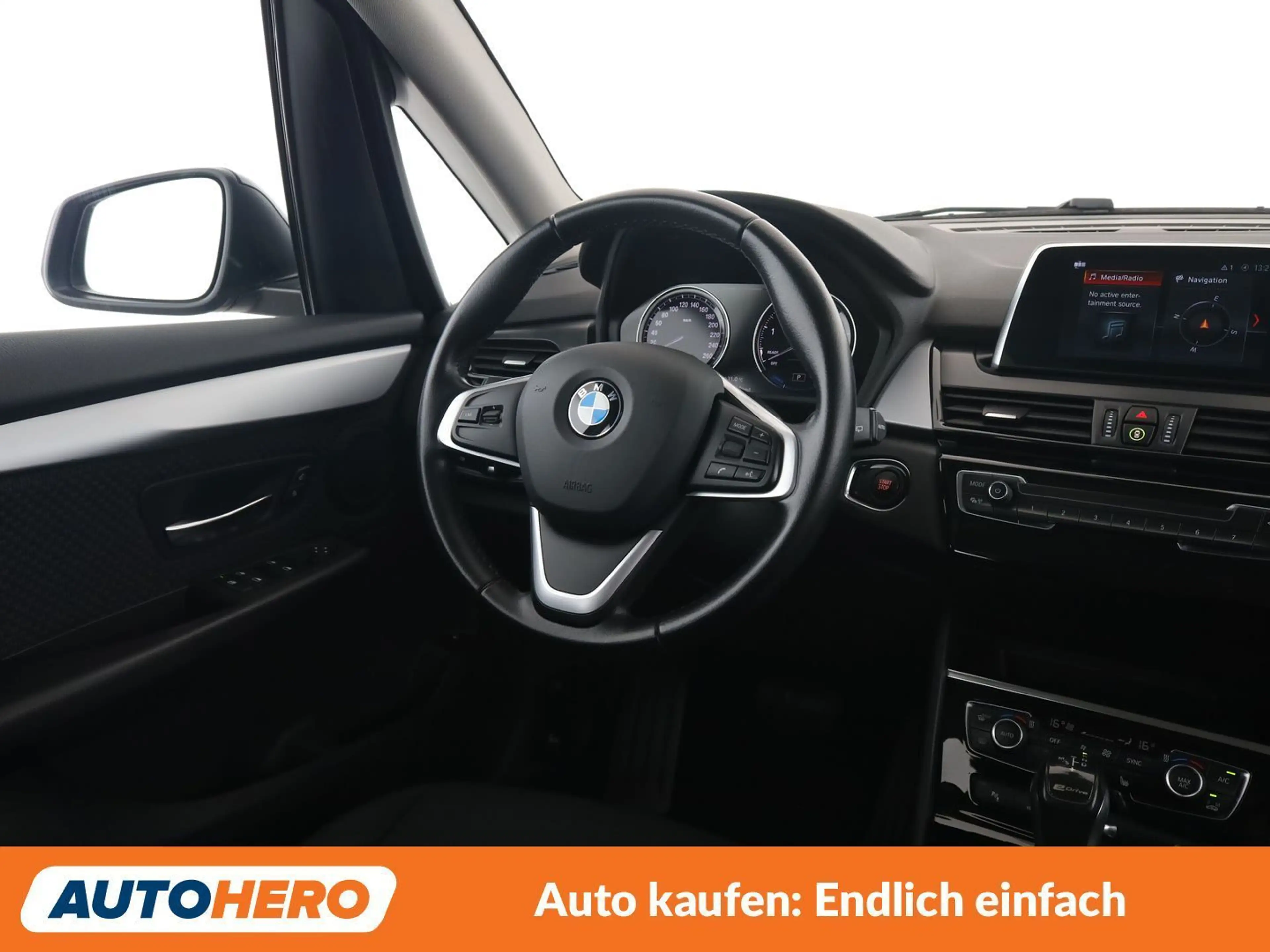 BMW 225 225xe Active Tourer — photo 13