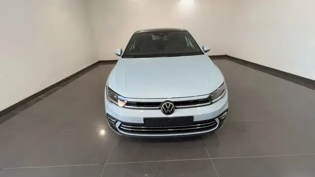 Volkswagen Polo view 8