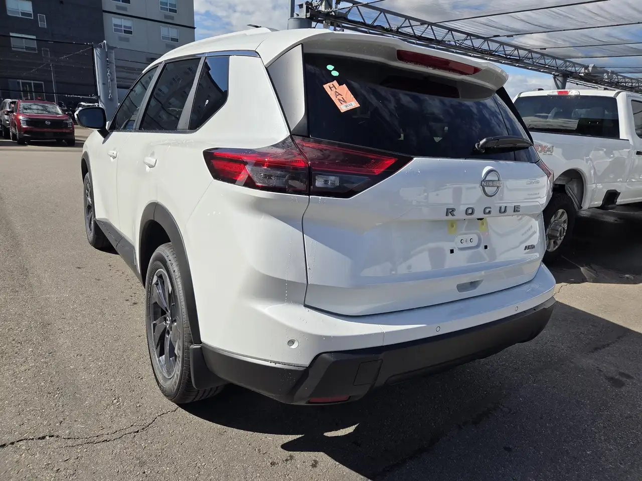 Nissan Rogue снимка Nissan Rogue