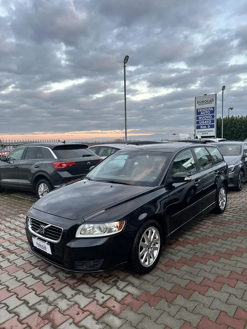 Volvo V50 2.0d R-design - 1