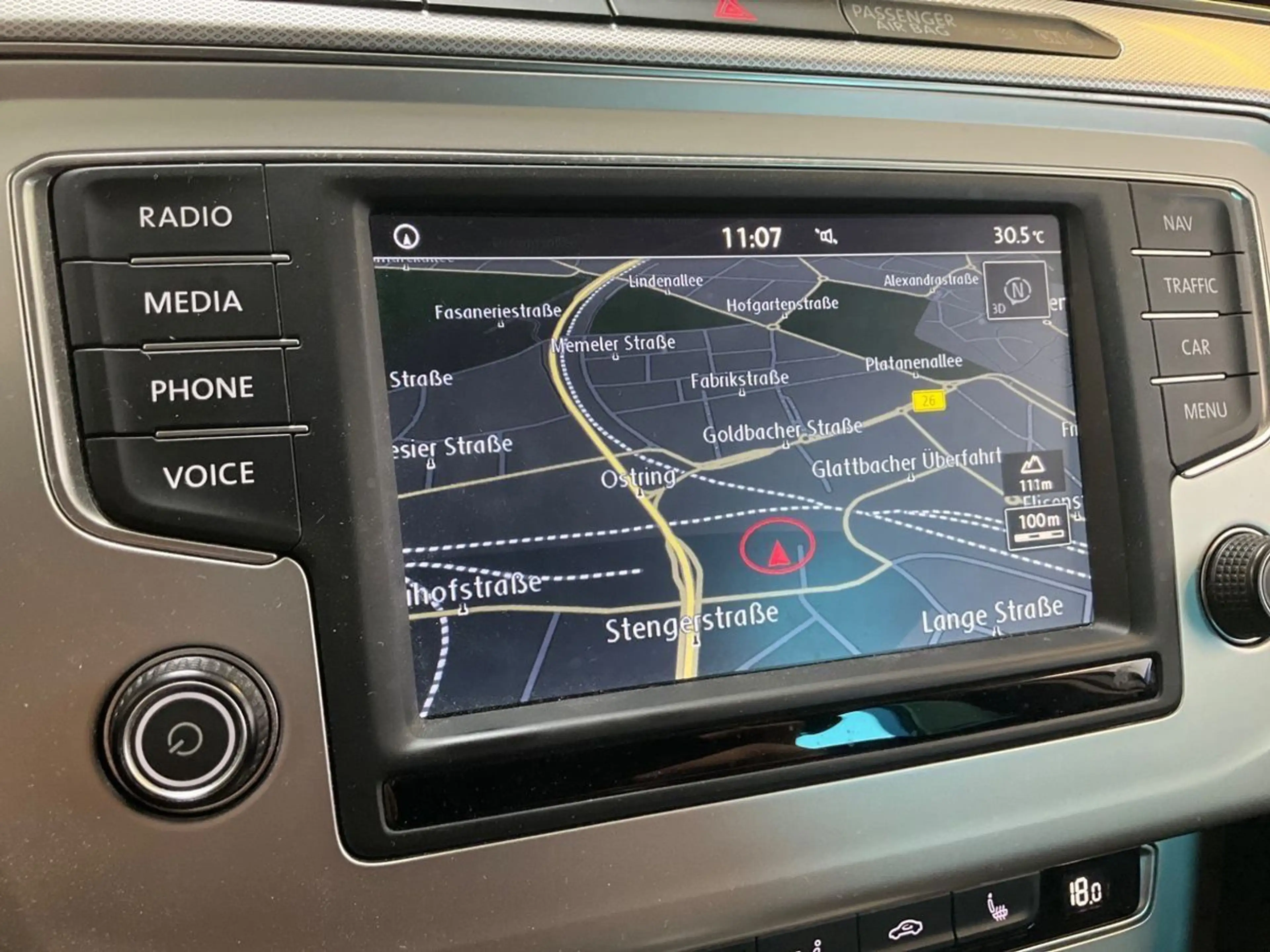Volkswagen Passat Variant Comfortline BMT /NAVI/AHK/LED/DSG — photo 10