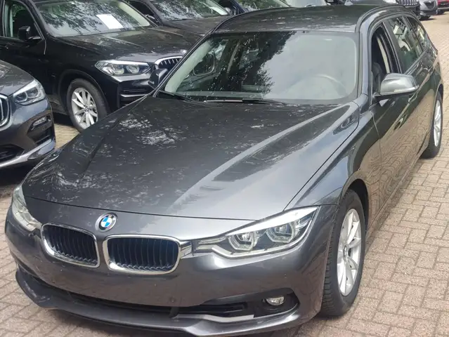 BMW 318 Touring 318i Business Edition !!! NIEUWSTAAT !!!