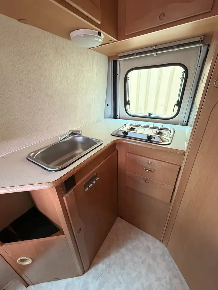 Peugeot Boxer 320L Camper, foto 12