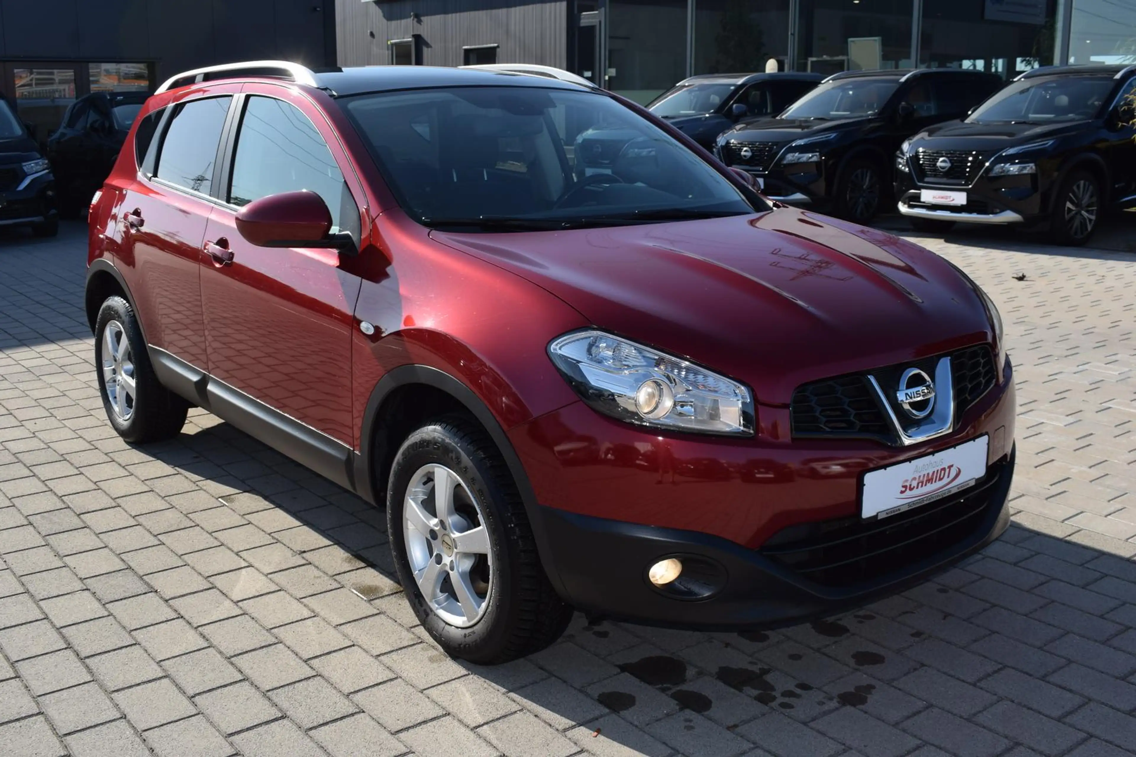 Nissan Qashqai 2.0 CVT iWay — photo 4