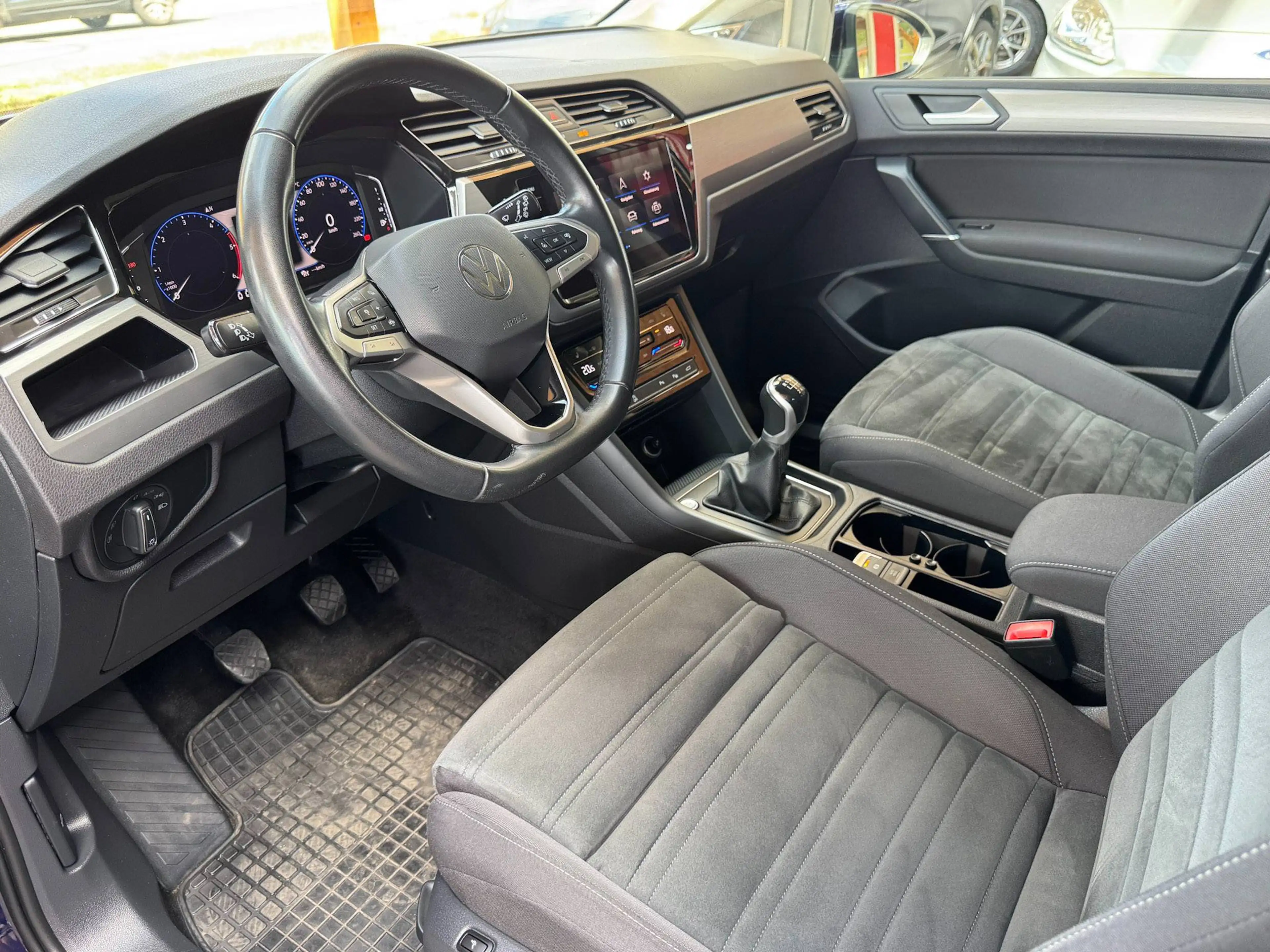 Volkswagen Touran Comfortline 2,0 TDI *LED*AHV*Alcantara* — photo 11