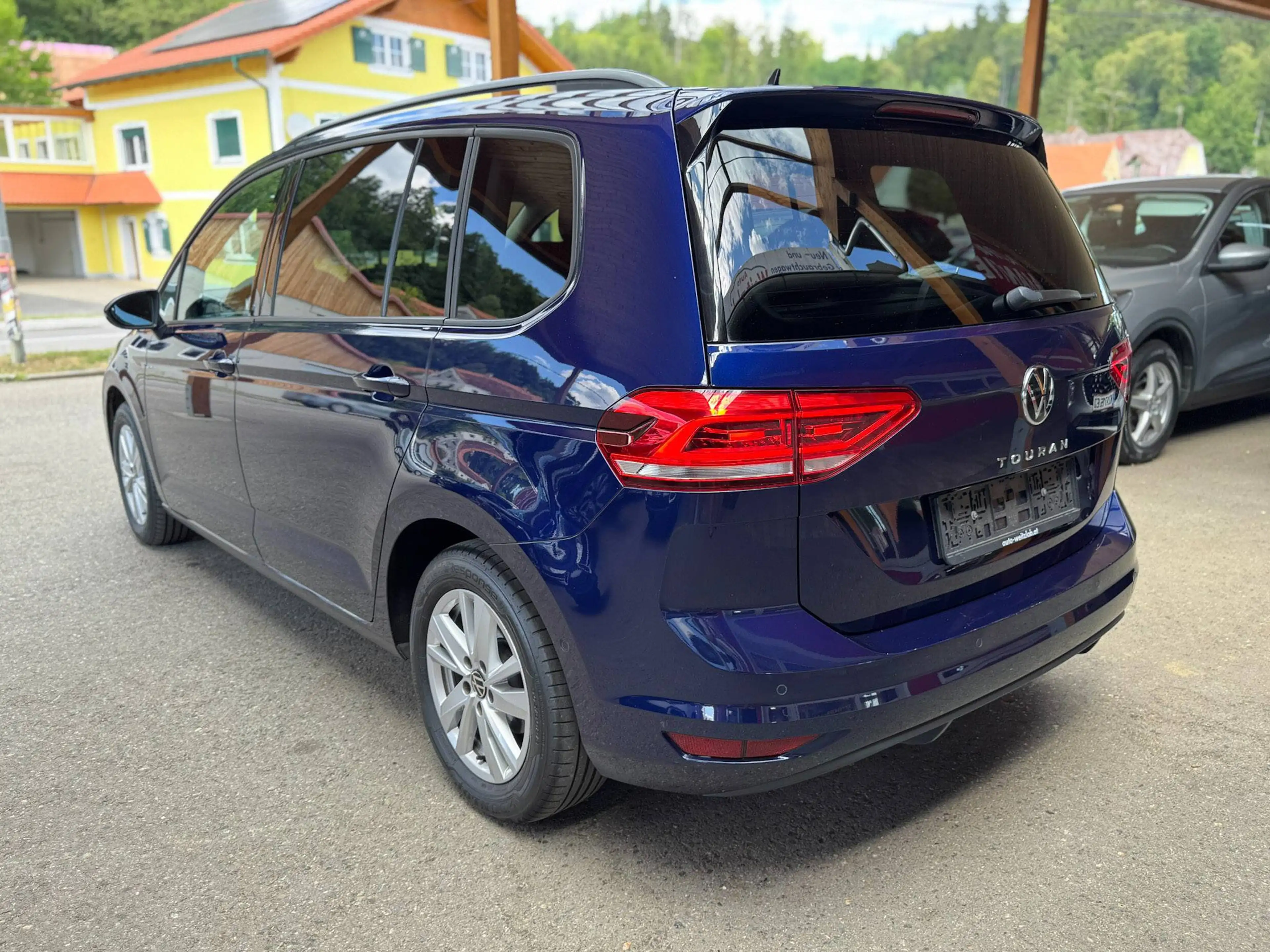 Volkswagen Touran Comfortline 2,0 TDI *LED*AHV*Alcantara* — photo 5