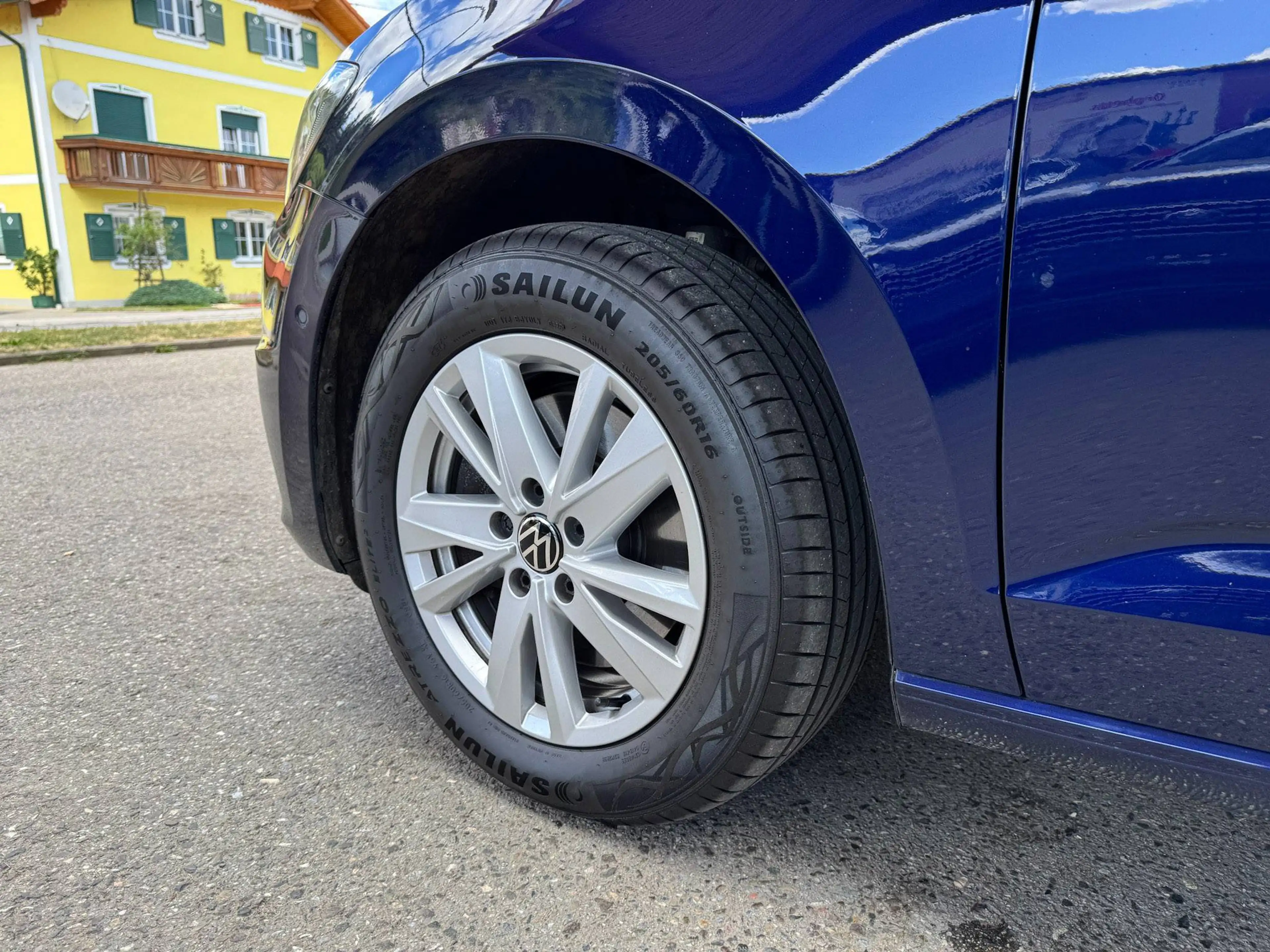 Volkswagen Touran Comfortline 2,0 TDI *LED*AHV*Alcantara* — photo 9
