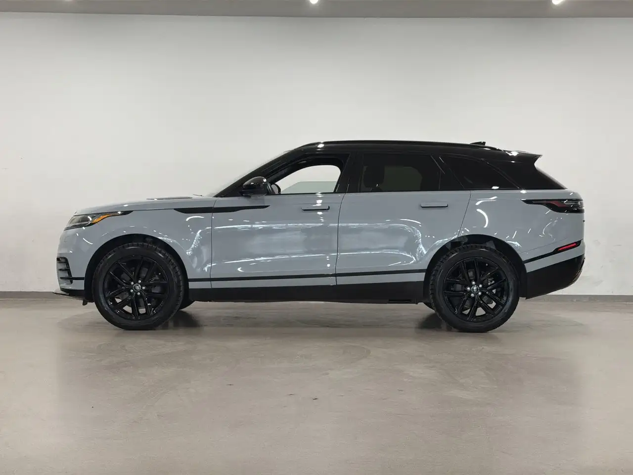 Land Rover Range Rover Velar снимка Land Rover Range Rover Velar