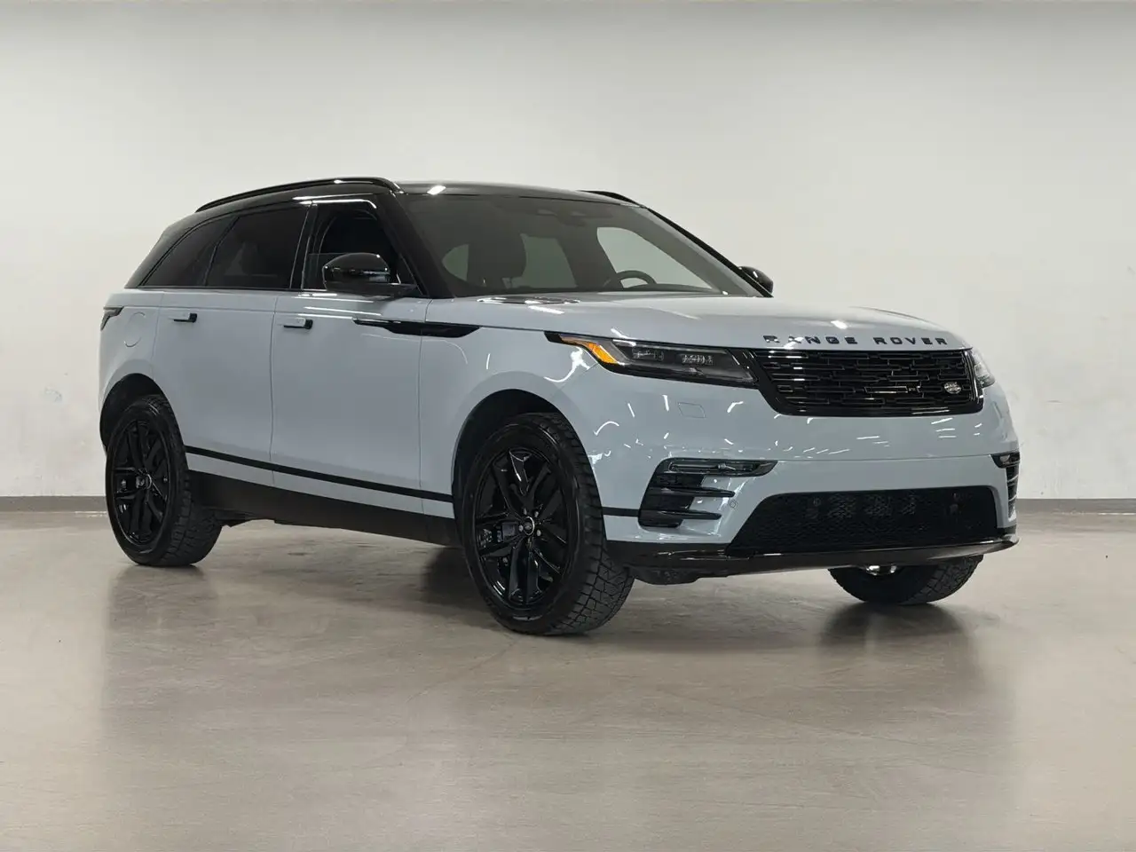 Land Rover Range Rover Velar снимка Land Rover Range Rover Velar
