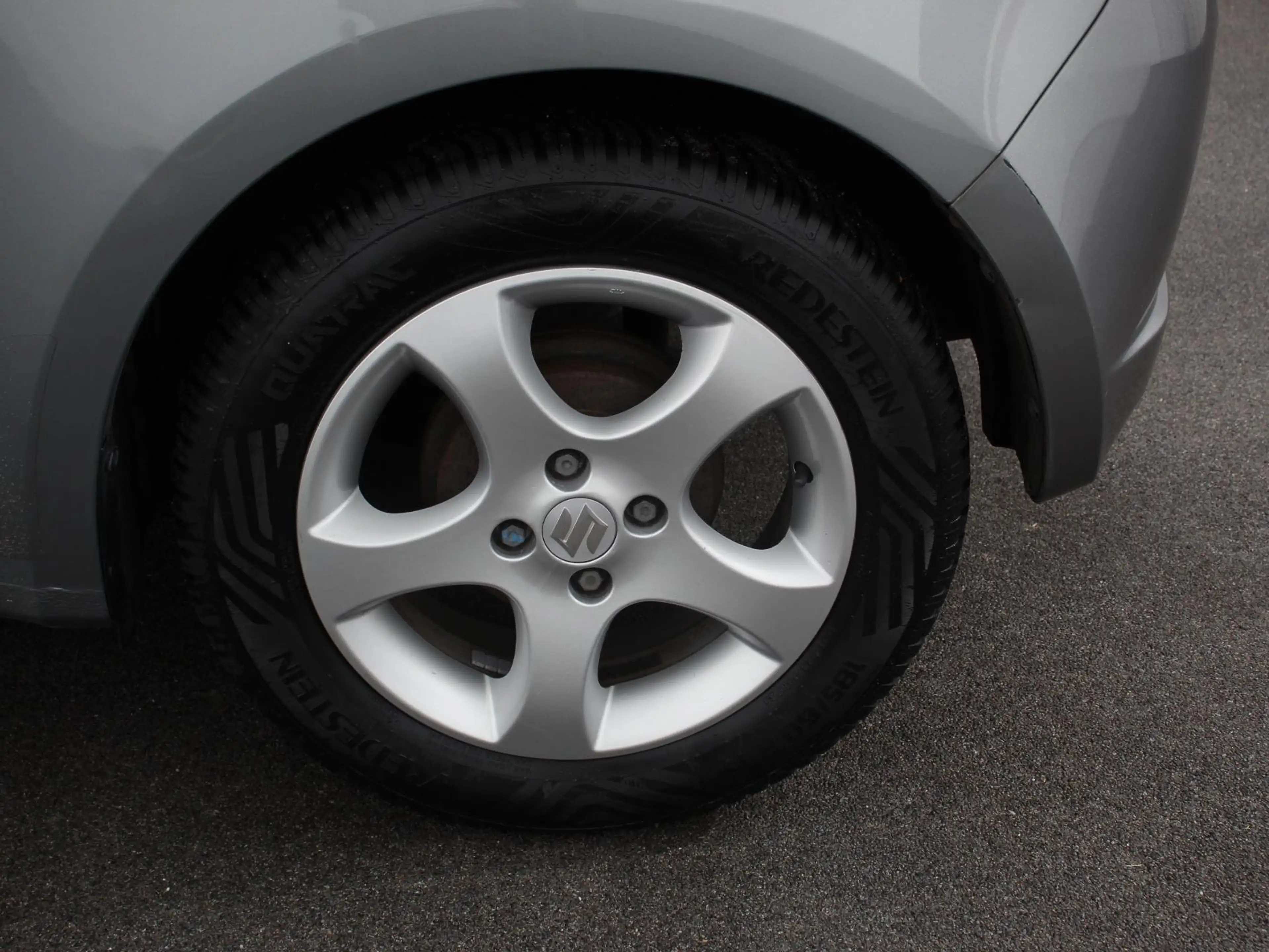 Suzuki Swift 1.3 Exclusive Automaat Airco Trekhaak LM velgen EE — photo 2