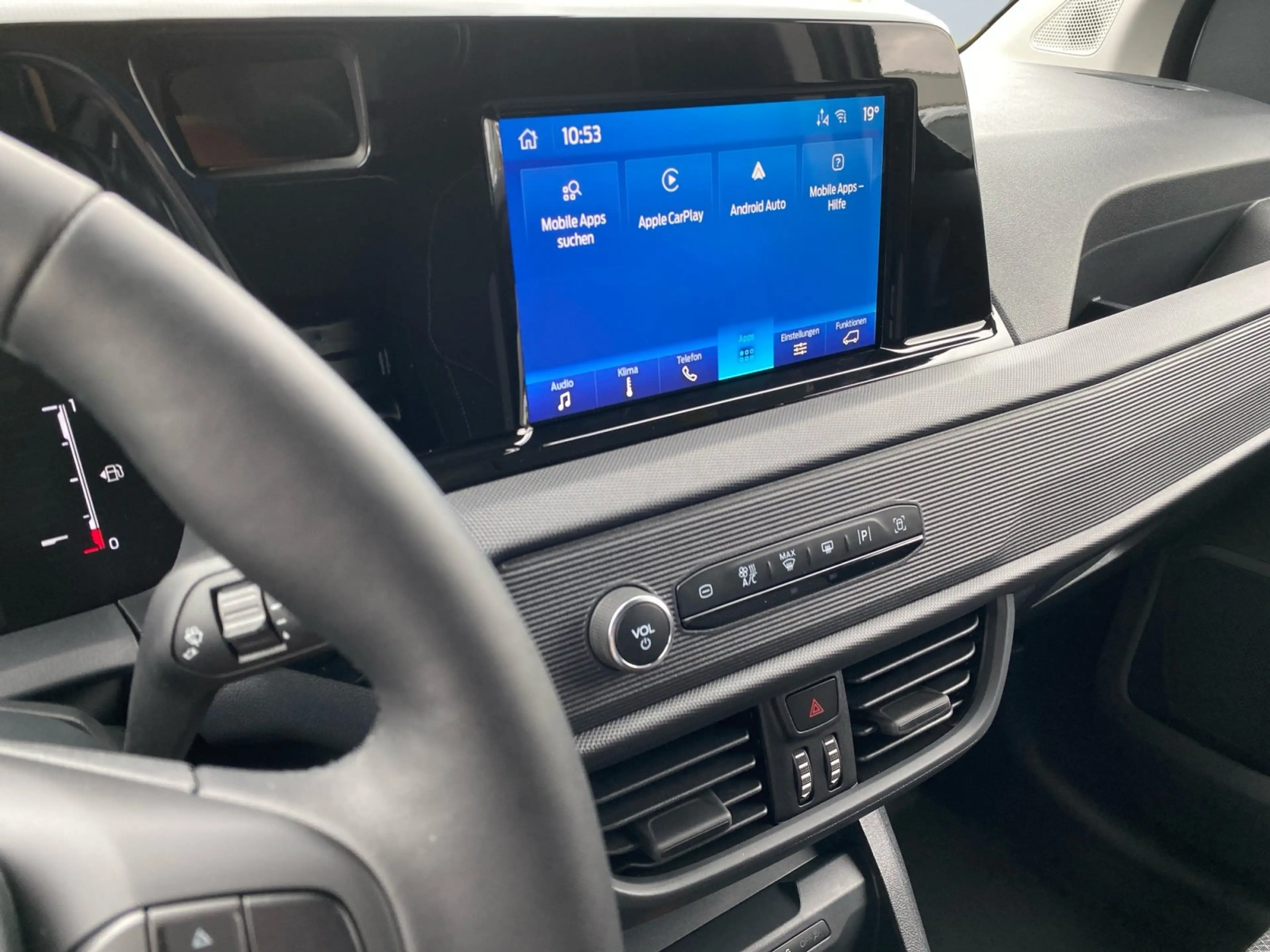 Ford Transit Courier Trend 1.0 EcoBoost TEMP+PDC+KAM — photo 9