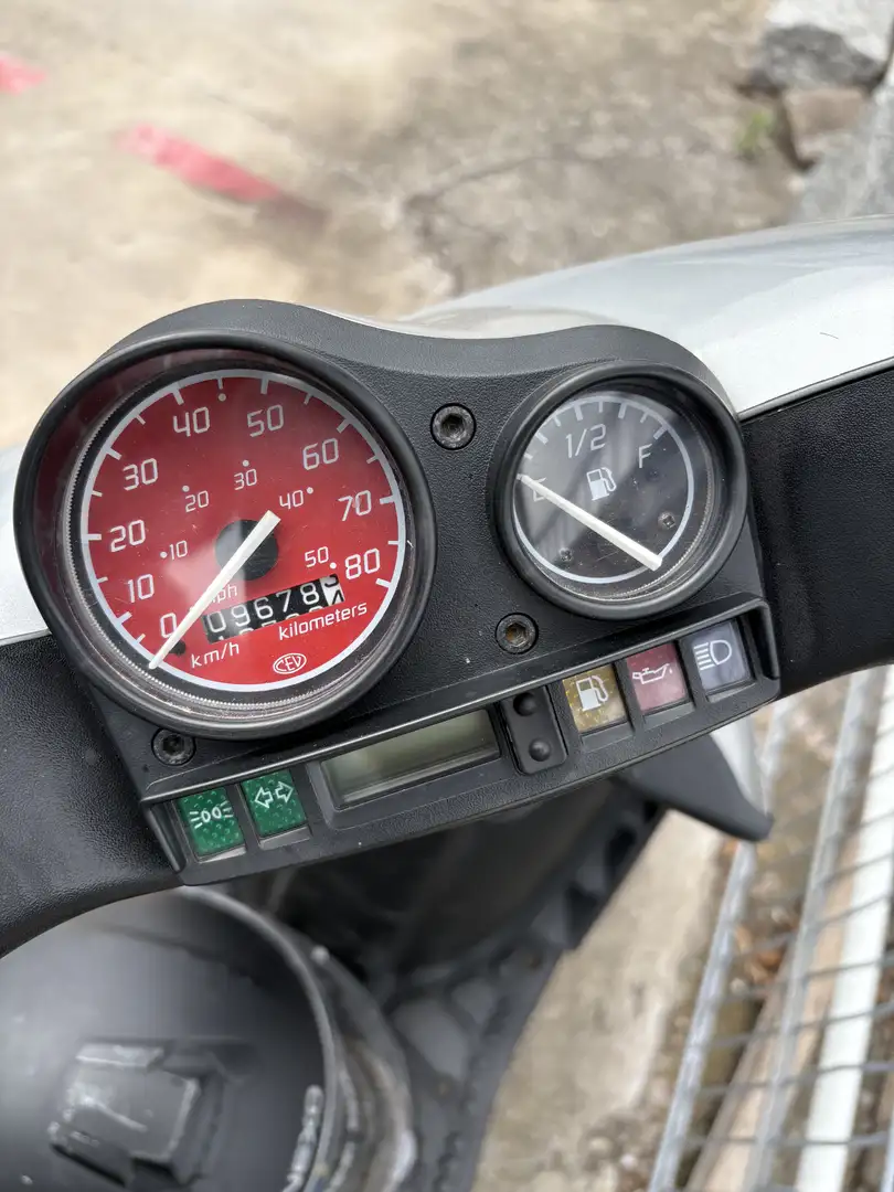 Piaggio Gllera  Spezial Billabong 50 Roller - 1