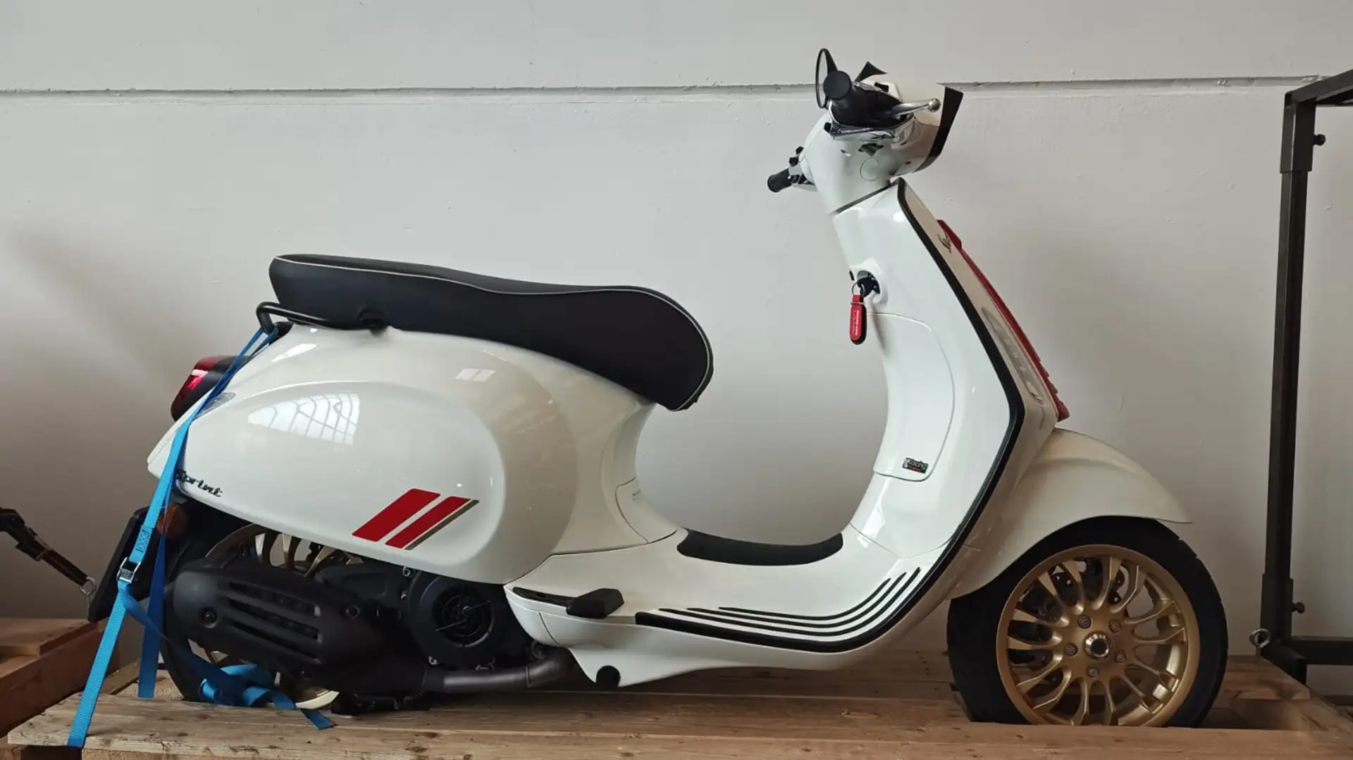 Vespa 150 SIXTIES LIMITED Bianco - 1