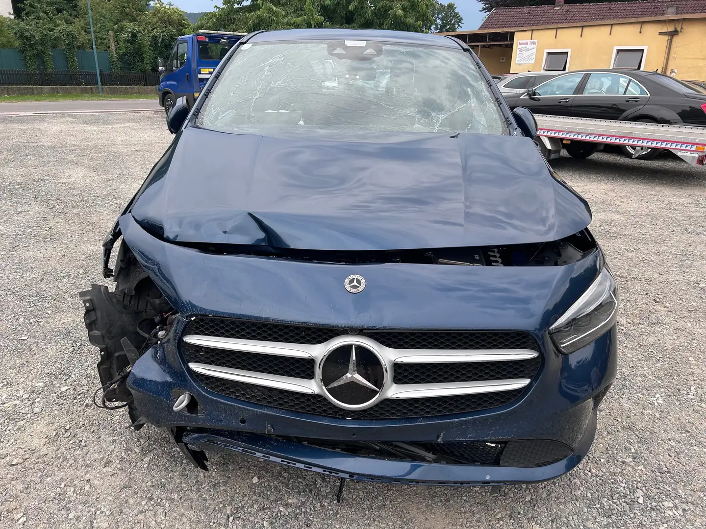 Mercedes-Benz B 220 d 4Matic Leder Navi Xenon Kamera Unfallauto Blauw - 2