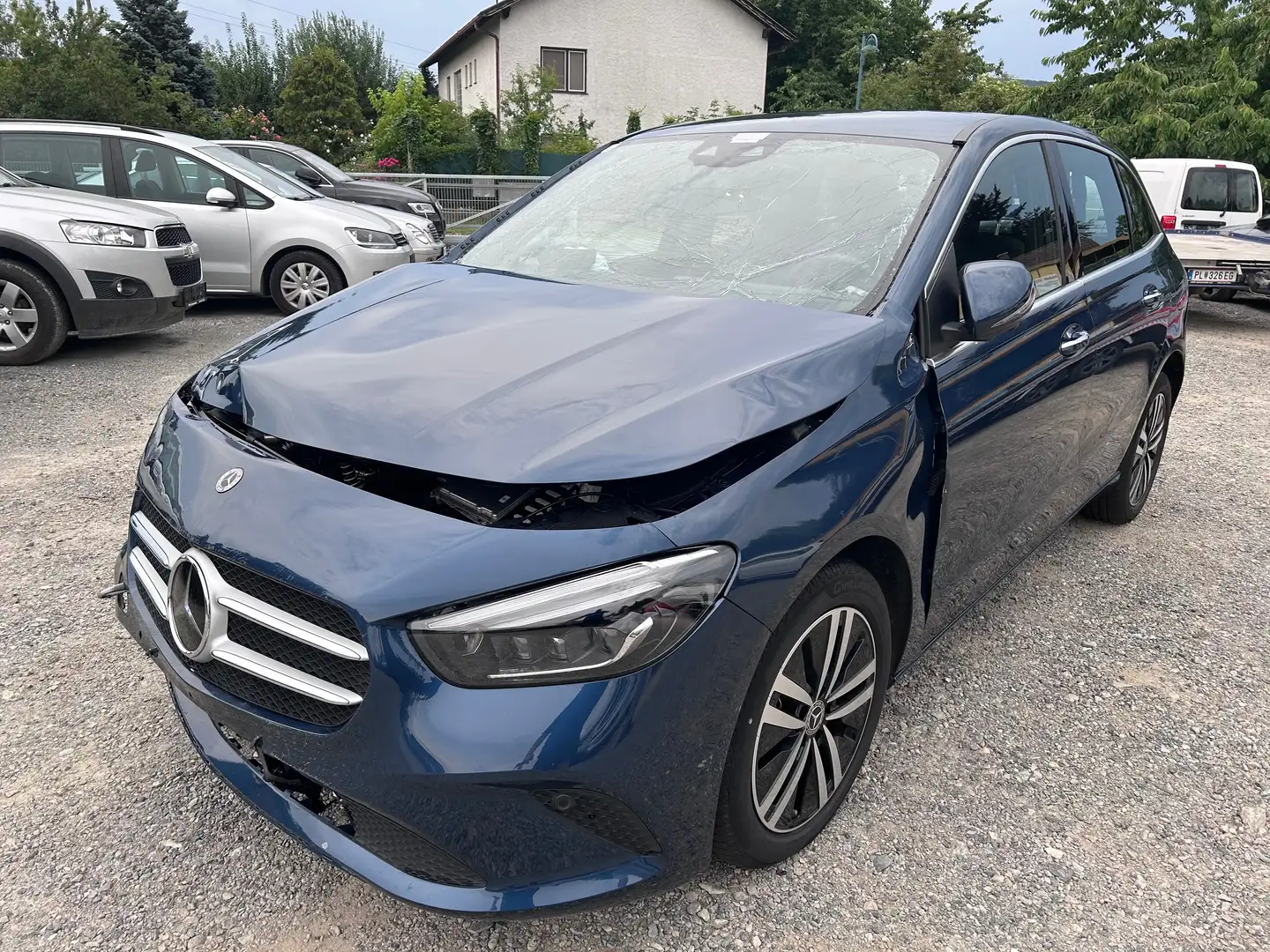Mercedes-Benz B 220 d 4Matic Leder Navi Xenon Kamera Unfallauto Blauw - 1