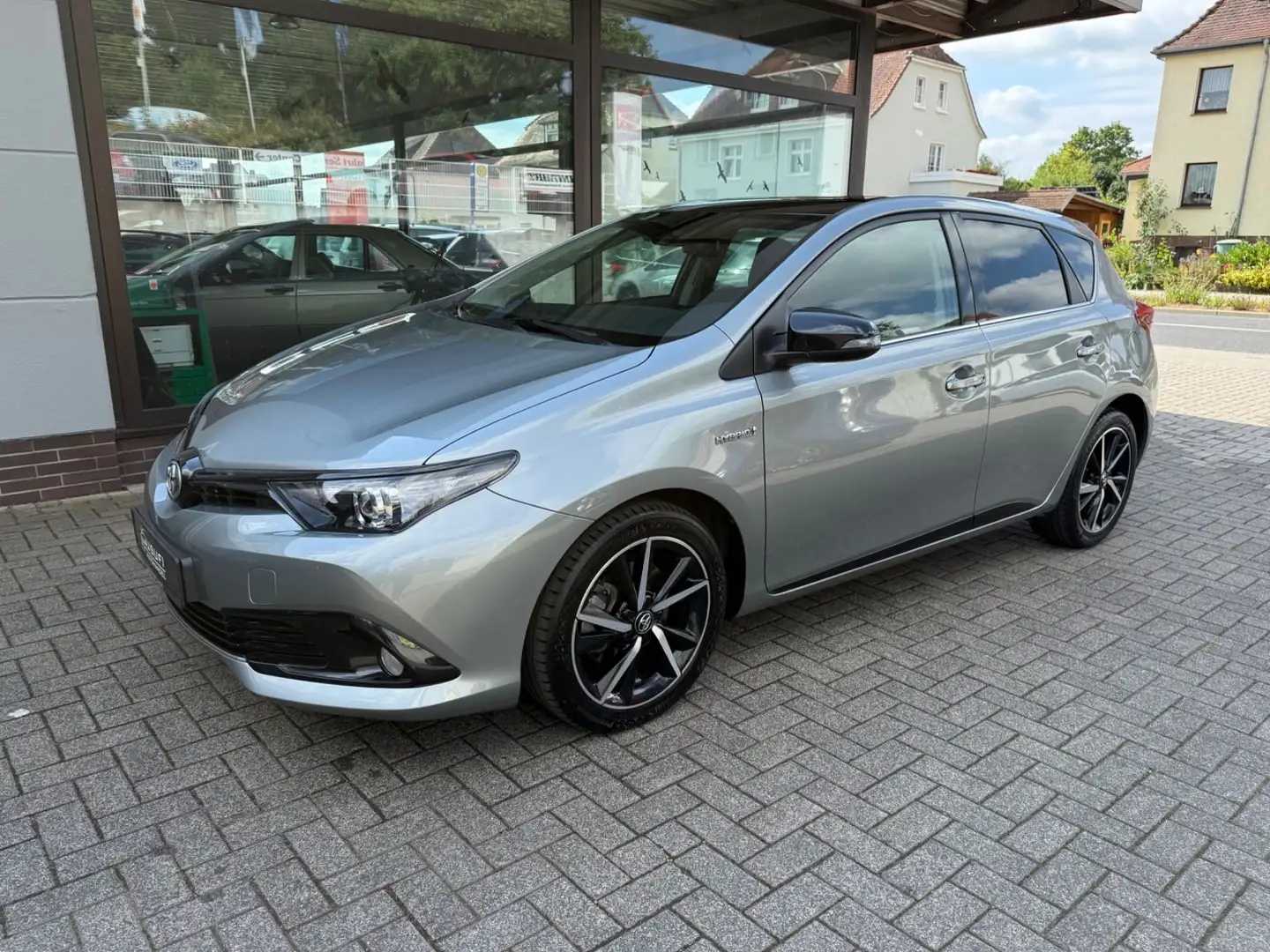 Toyota Auris Hybrid Style Selection /1.Hand/ Gris - 2