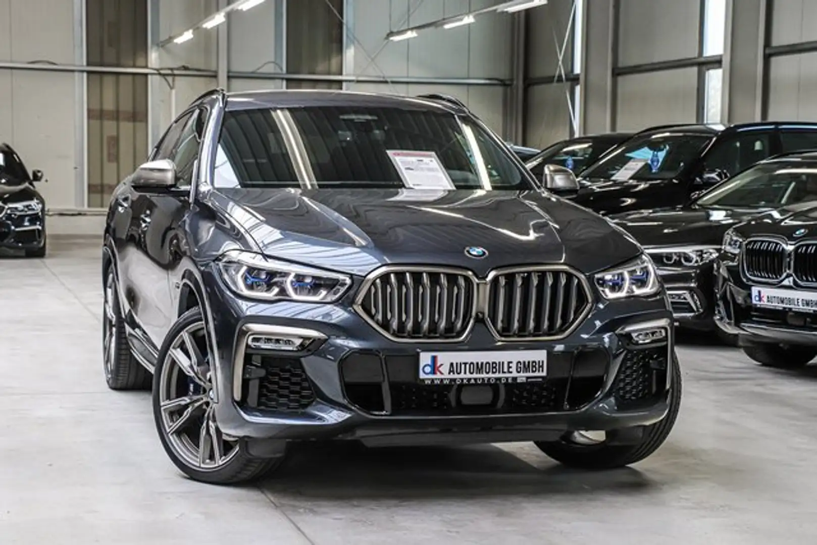 BMW X6 M50i Sport-Aut./HARMAN/LASERLICHT/DACHRELING/ Gris - 2