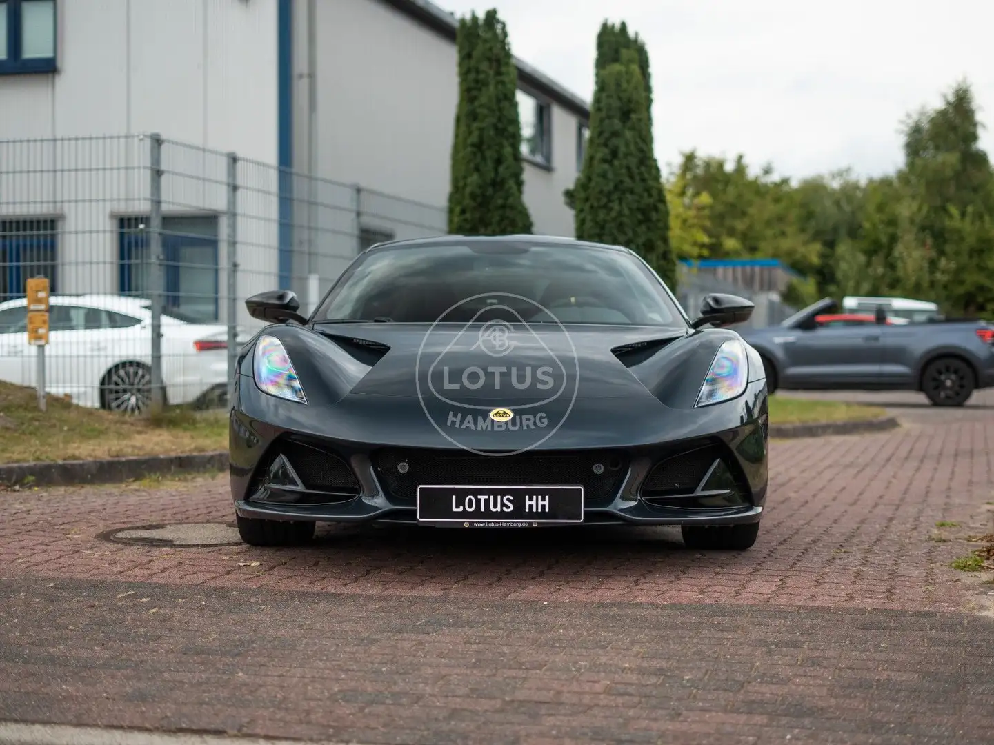 Lotus Emira V6 First Edition in Shadow Grey *Automatik Grau - 2