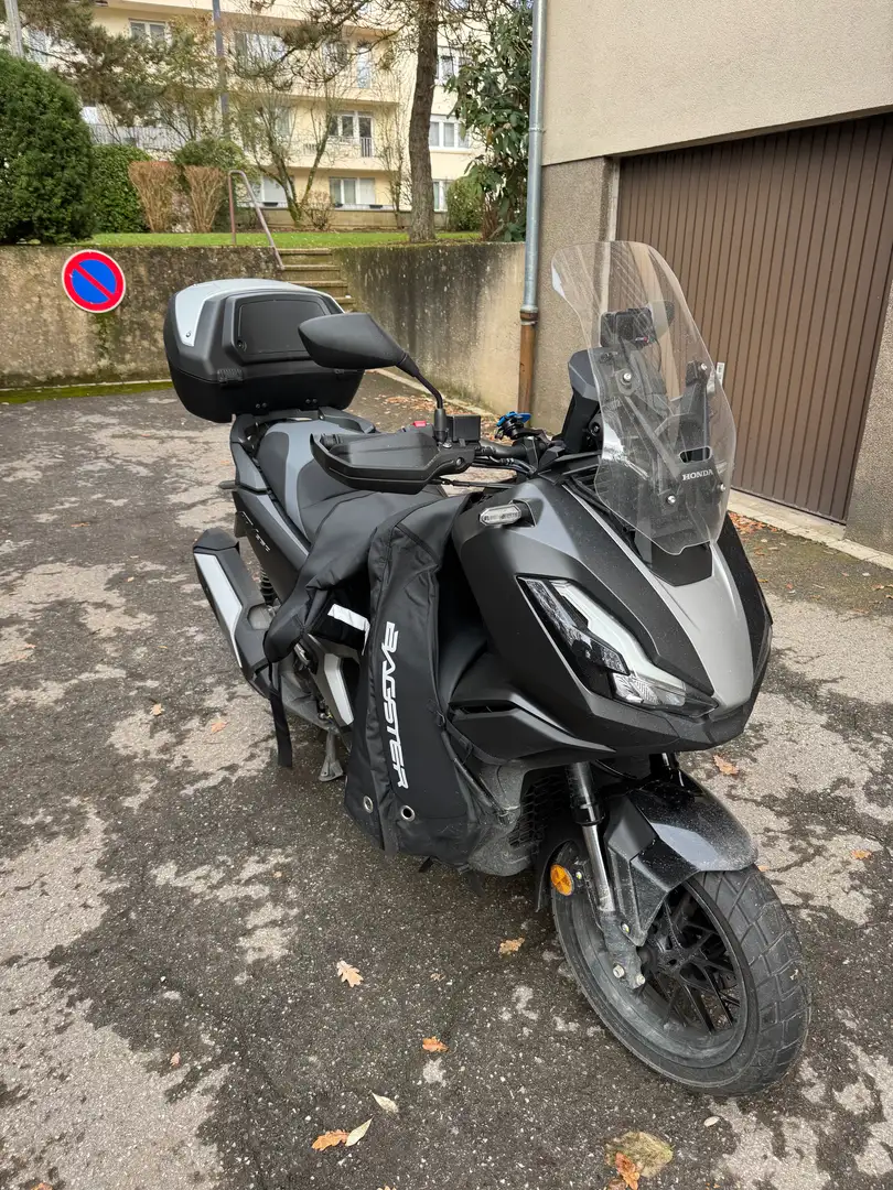 Honda ADV 350 Noir - 2