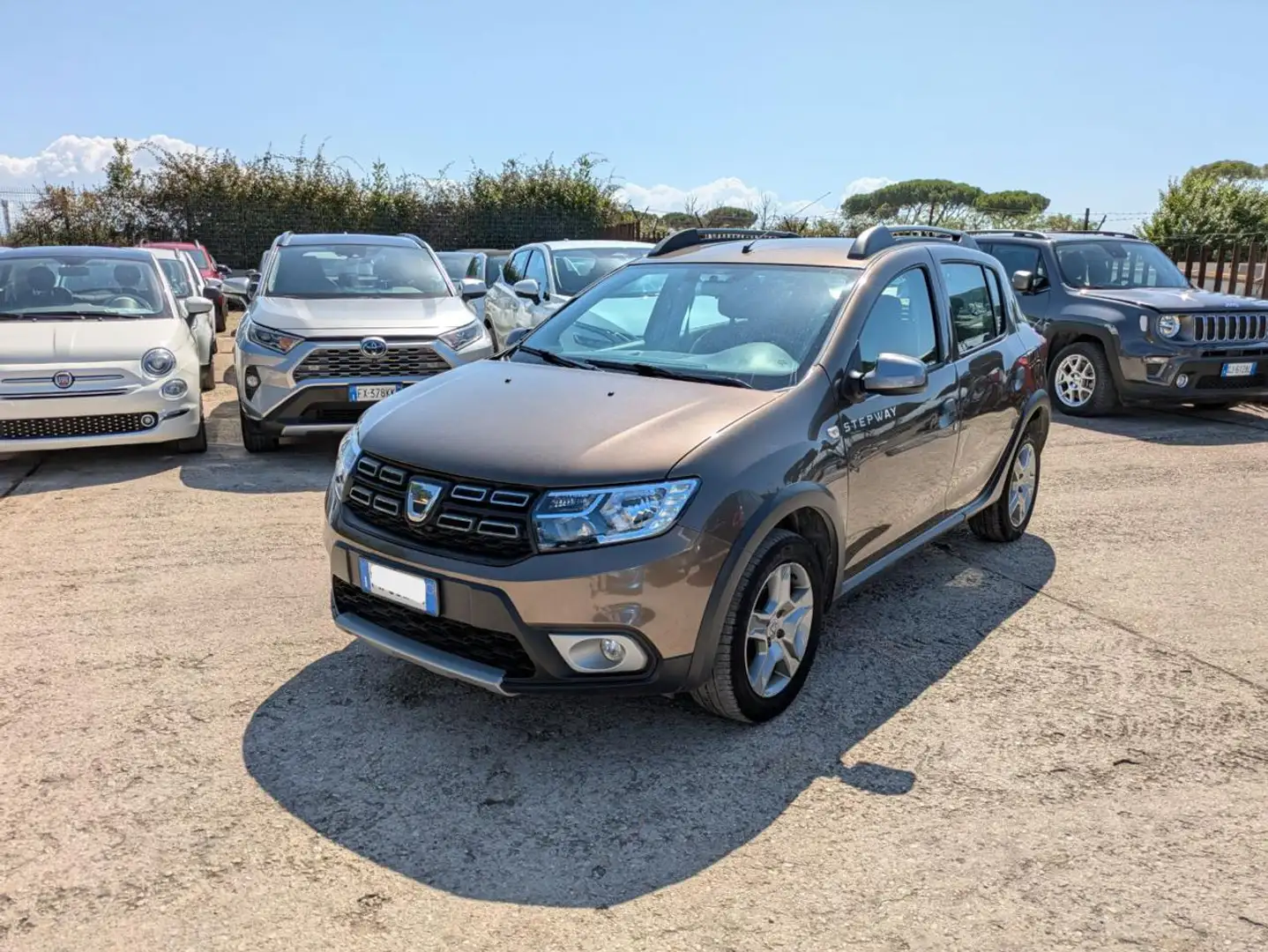 Dacia Sandero GPL 0.9cc 90cv Beige - 1
