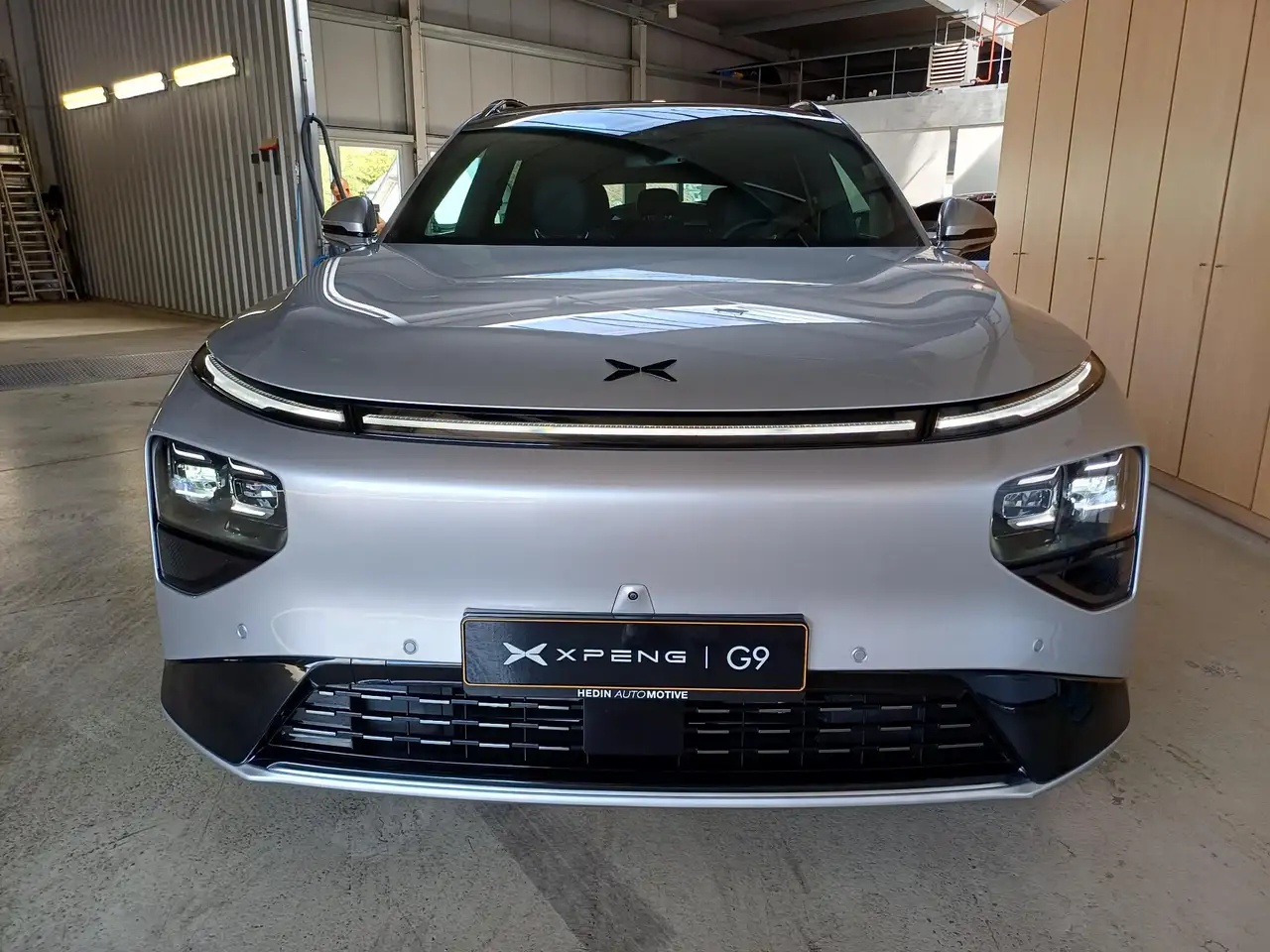 XPENG G9