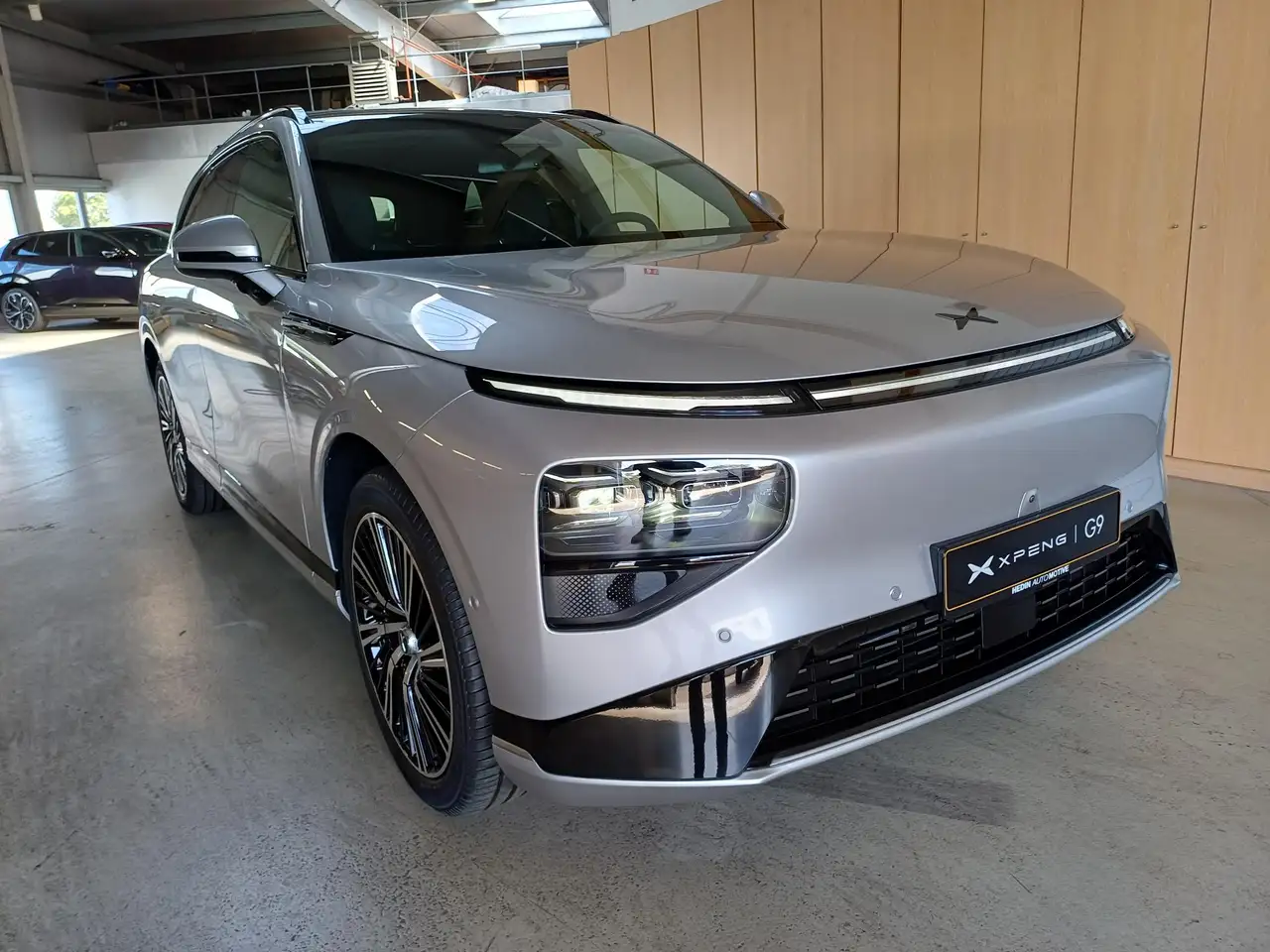 XPENG G9