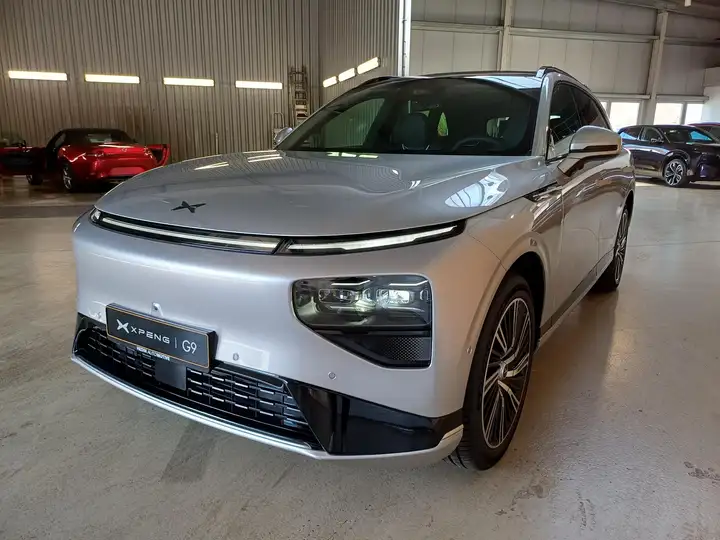 XPENG G9