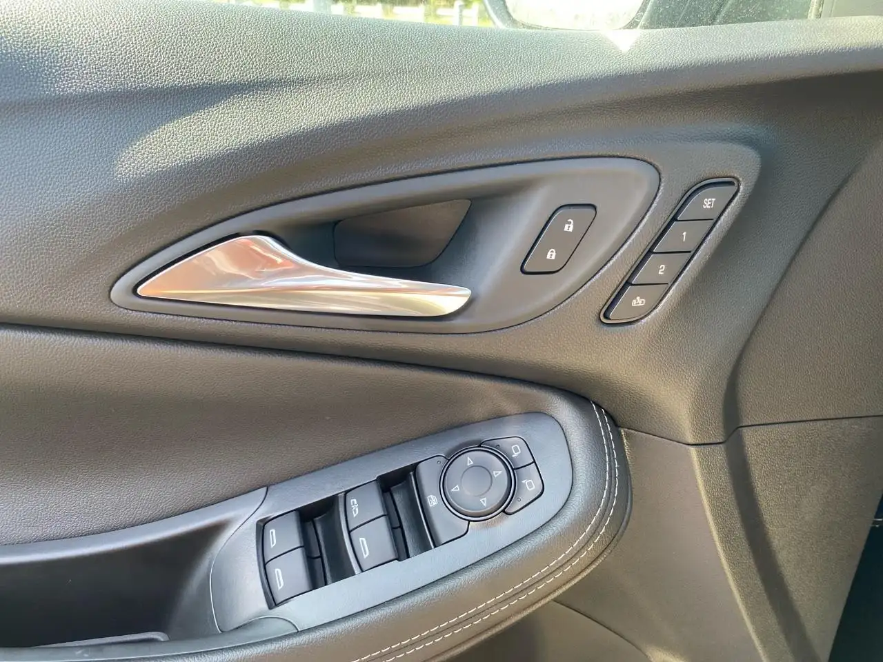 Buick Encore снимка Buick Encore