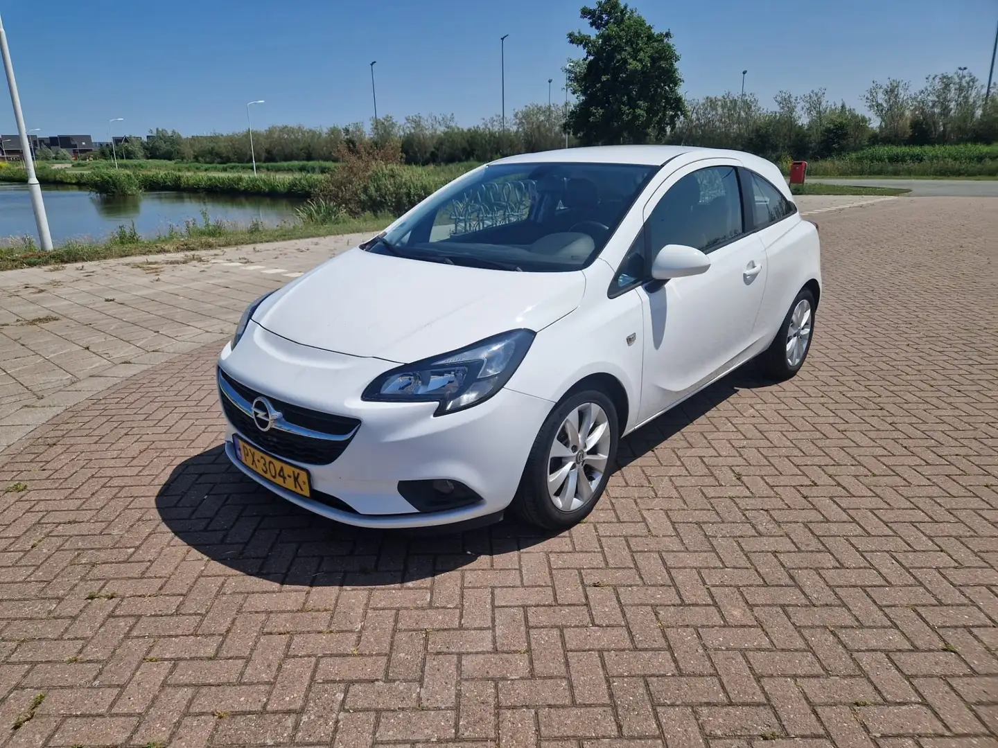 Opel Corsa-e 1.4 Edition Wit - 1