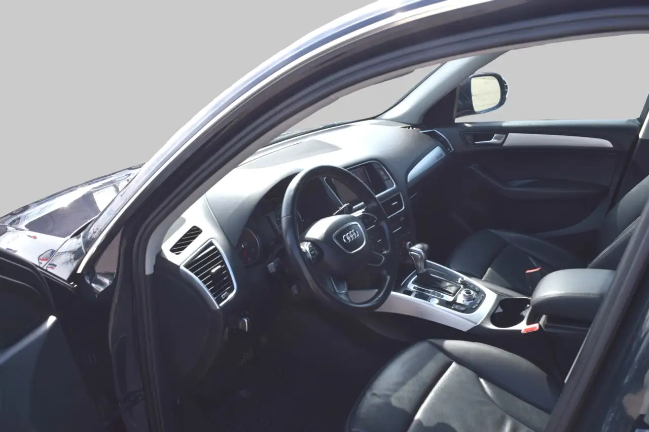 Audi Q5 снимка Audi Q5