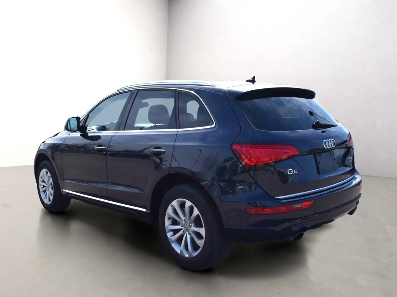 Audi Q5 снимка Audi Q5
