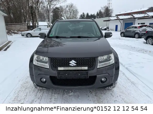 Suzuki Grand Vitara 3.2 V6 20 Jahre Automatik
