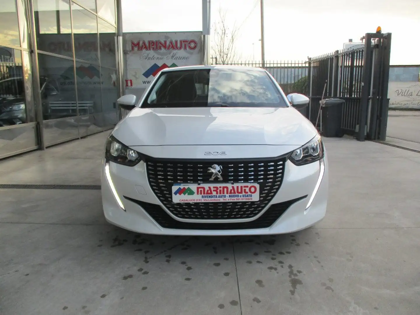 Peugeot 208 PureTech 100 Stop&Start 5 porte Allure Pack Bianco - 2