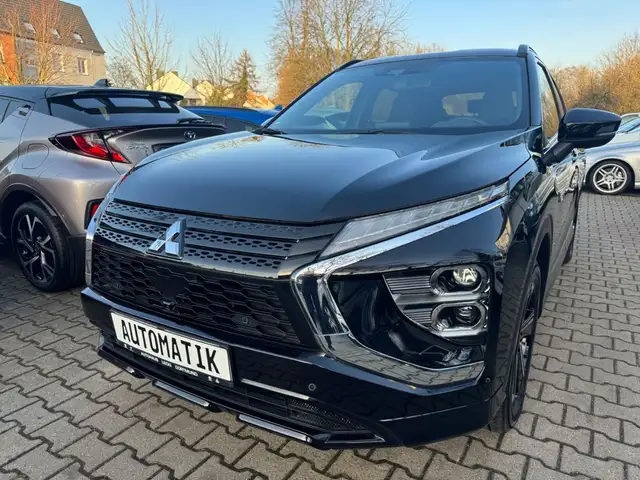 Mitsubishi Eclipse Cross Plus Select Black Hybrid 4WD