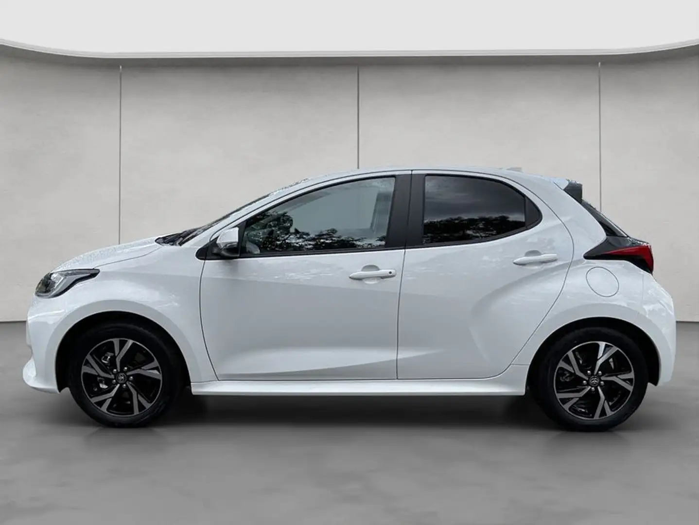 Toyota Yaris Hybrid 116 1.5 Teamplayer Comfort & Safety Wit - 2