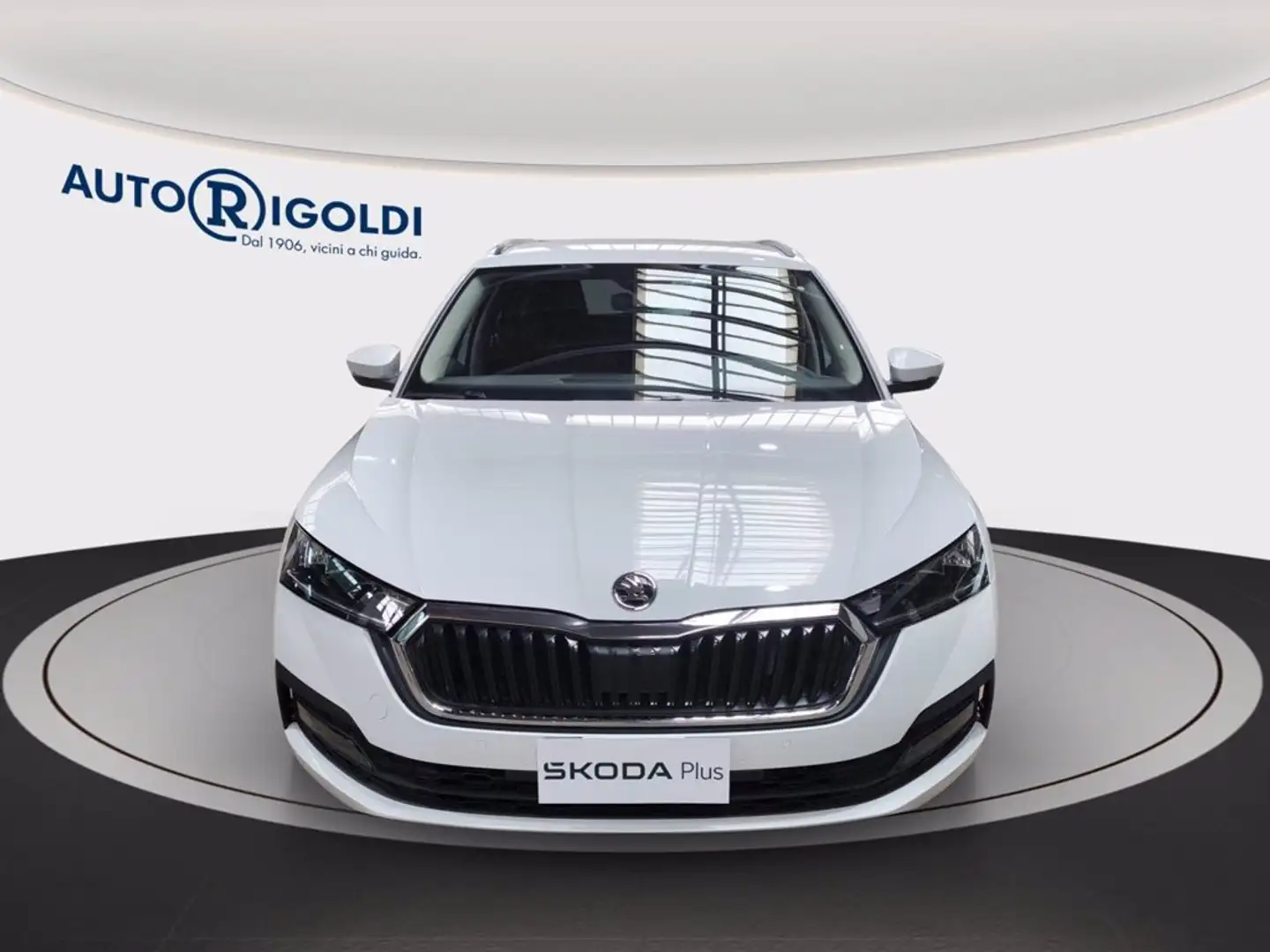 Skoda Octavia wagon 1.4 tsi phev executive dsg Bílá - 2