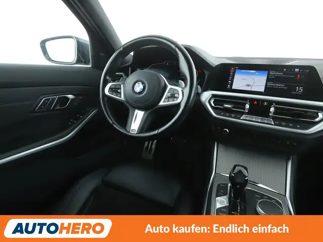 BMW 3 Series view 13