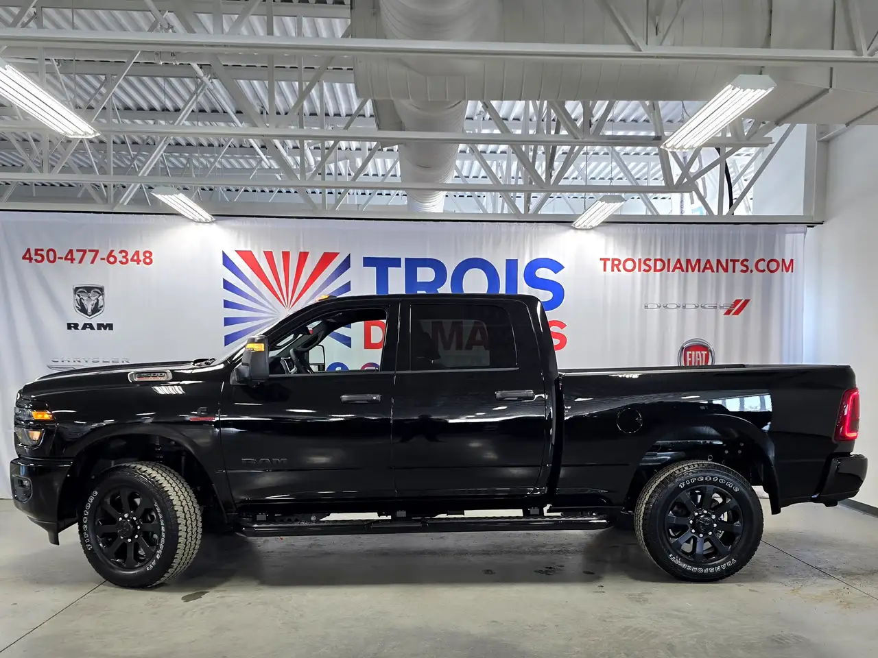 RAM 2500 снимка RAM 2500