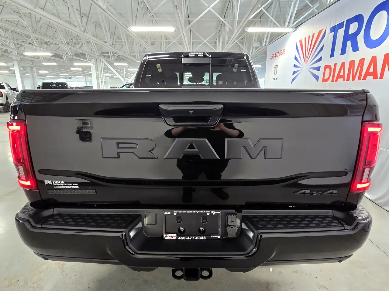RAM 2500 снимка RAM 2500